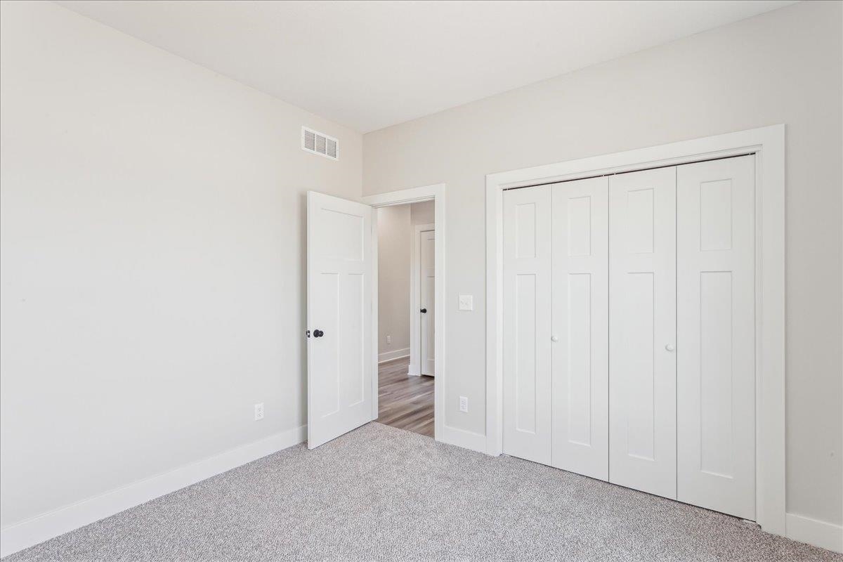 5857 N Newport St, Park City, Kansas image 19