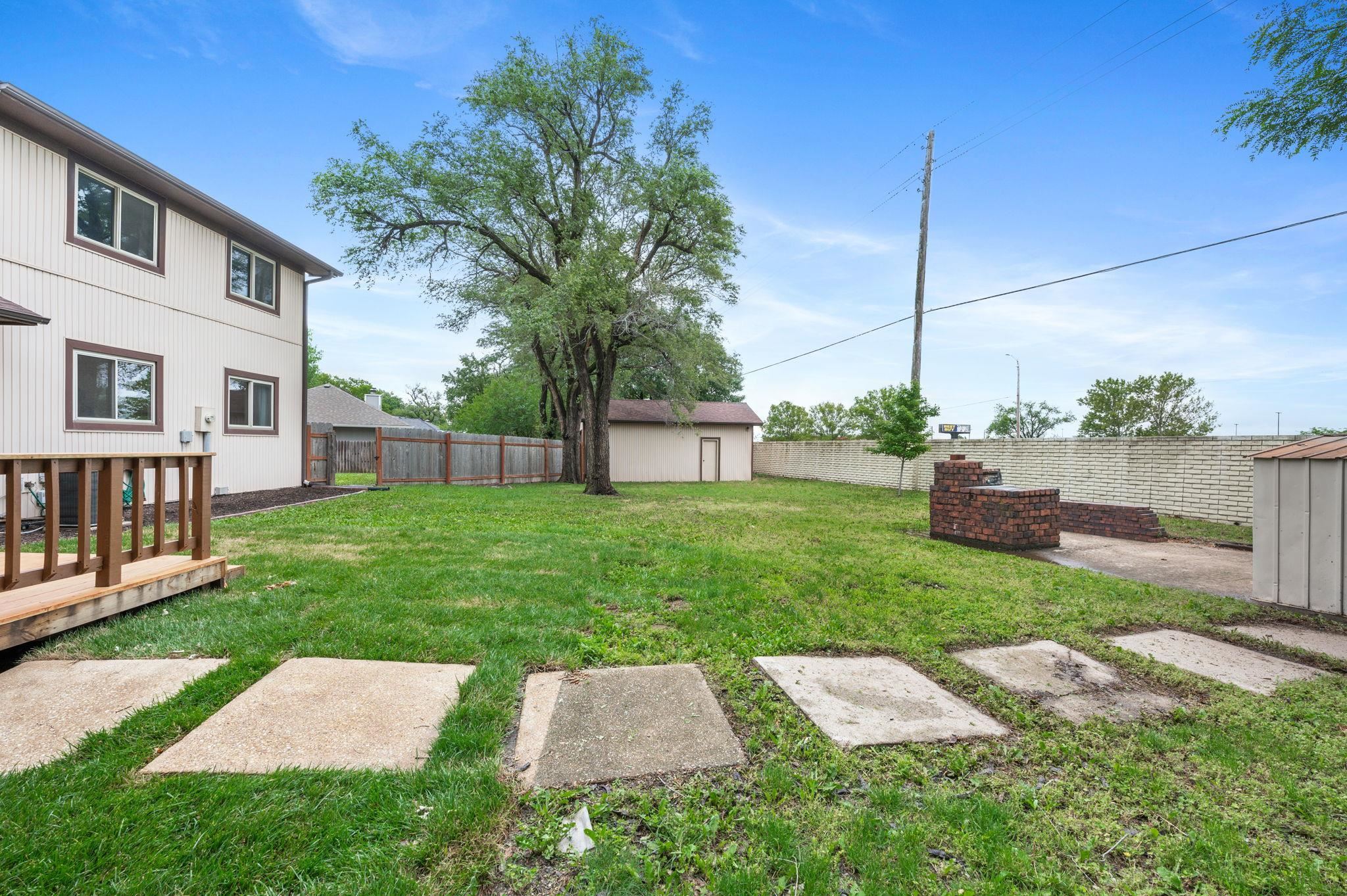 2218 N Longwood Ct, Wichita, Virginia image 28