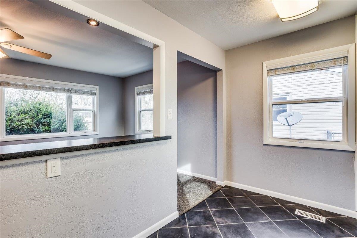 Derby, Kansas 67037, United States, 2 Bedrooms Bedrooms, ,1 BathroomBathrooms,Residential,Pending,65703