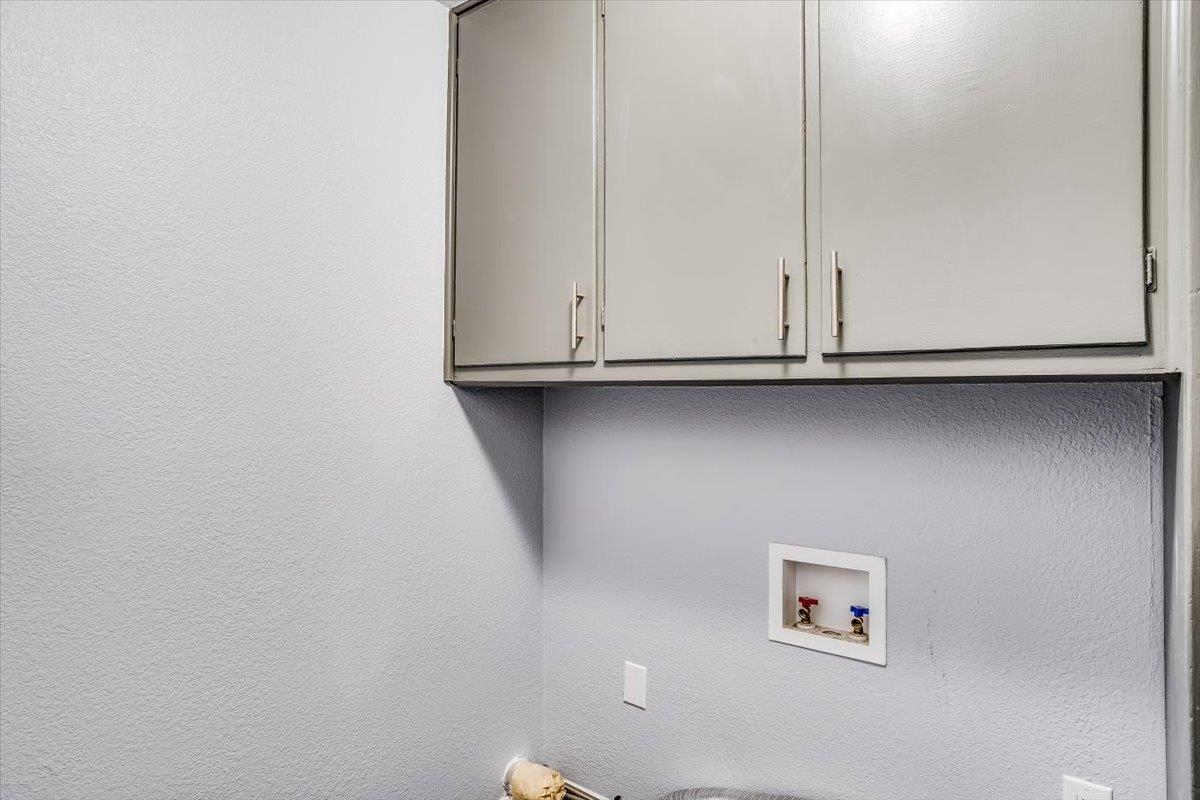 Derby, Kansas 67037, United States, 2 Bedrooms Bedrooms, ,1 BathroomBathrooms,Residential,Pending,65703