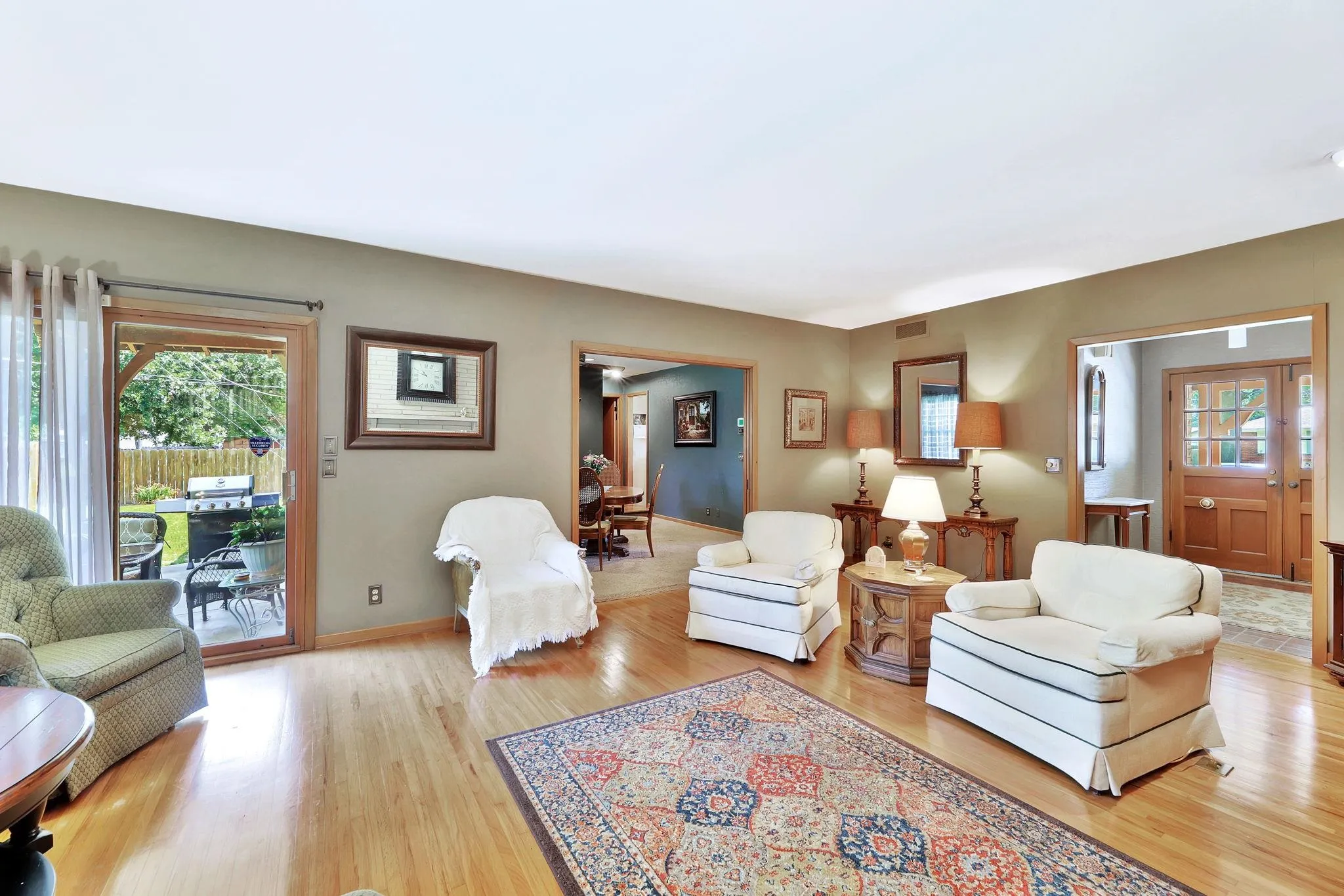 Wichita, Kansas 67208, United States, 3 Bedrooms Bedrooms, ,2 BathroomsBathrooms,Residential,Active,197944