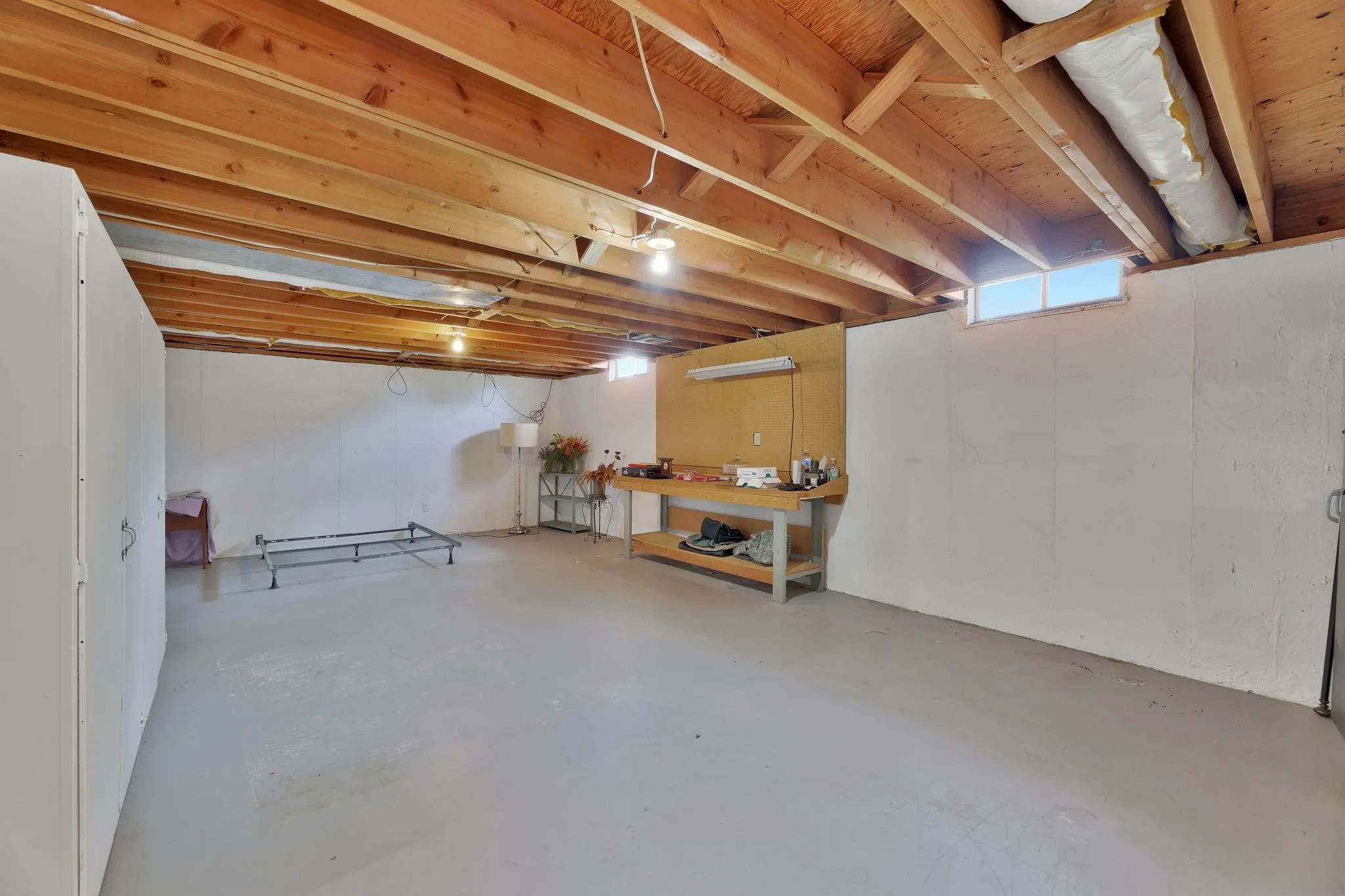 Wichita, Kansas 67208, United States, 3 Bedrooms Bedrooms, ,2 BathroomsBathrooms,Residential,Active,197944