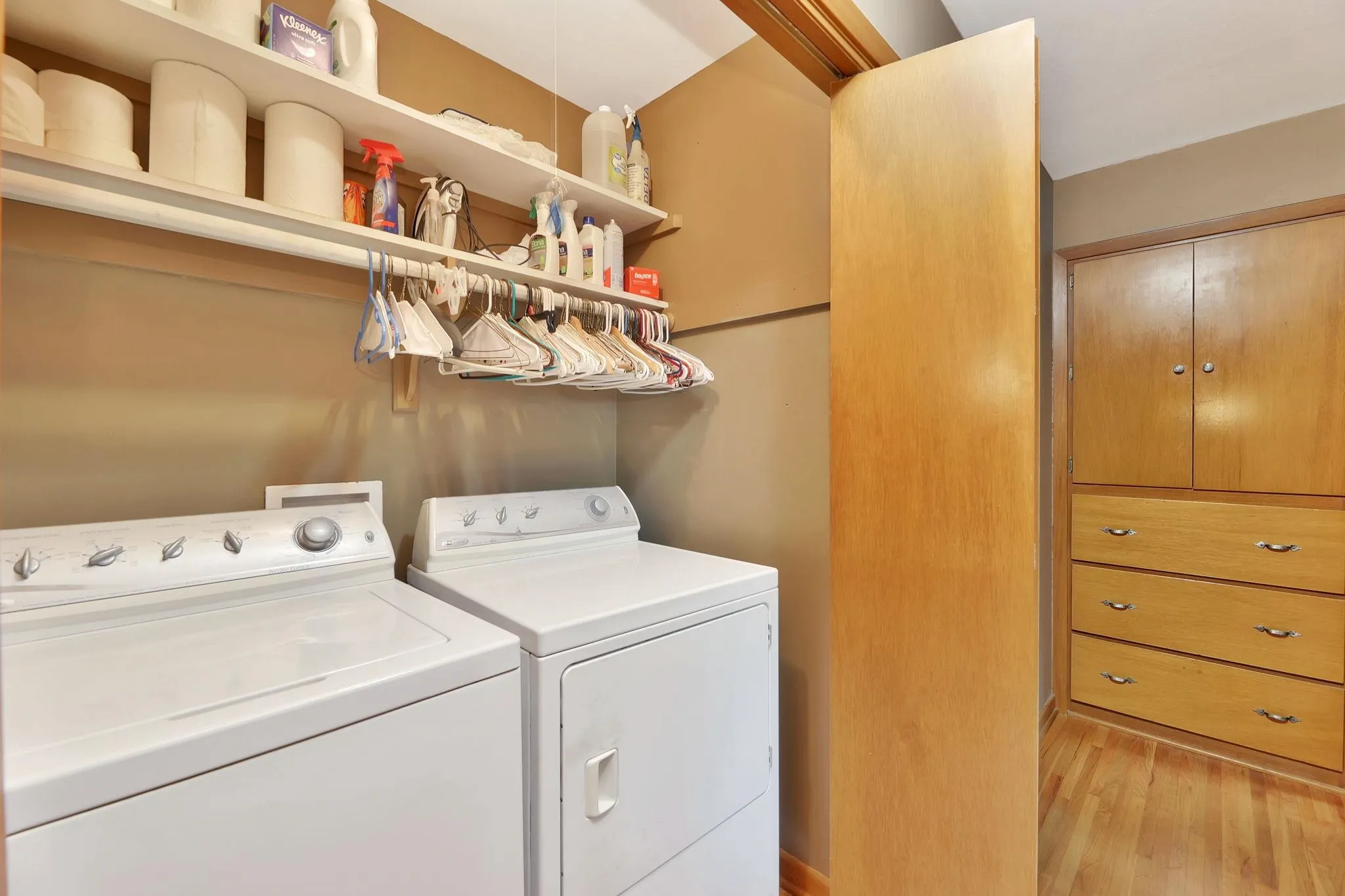 Wichita, Kansas 67208, United States, 3 Bedrooms Bedrooms, ,2 BathroomsBathrooms,Residential,Active,197944