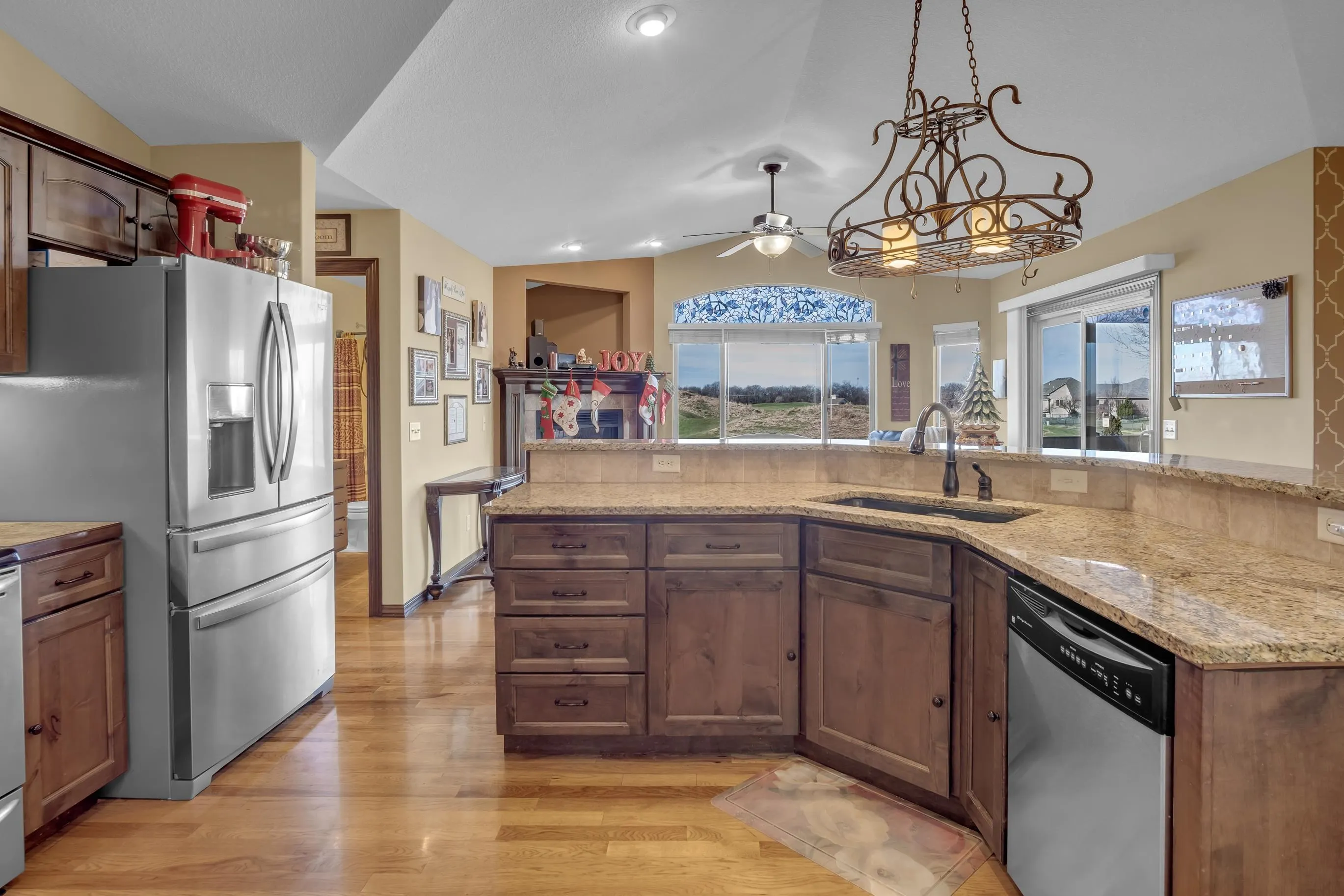 Newton, Kansas 67114, United States, 6 Bedrooms Bedrooms, ,3 BathroomsBathrooms,Residential,Active,254906