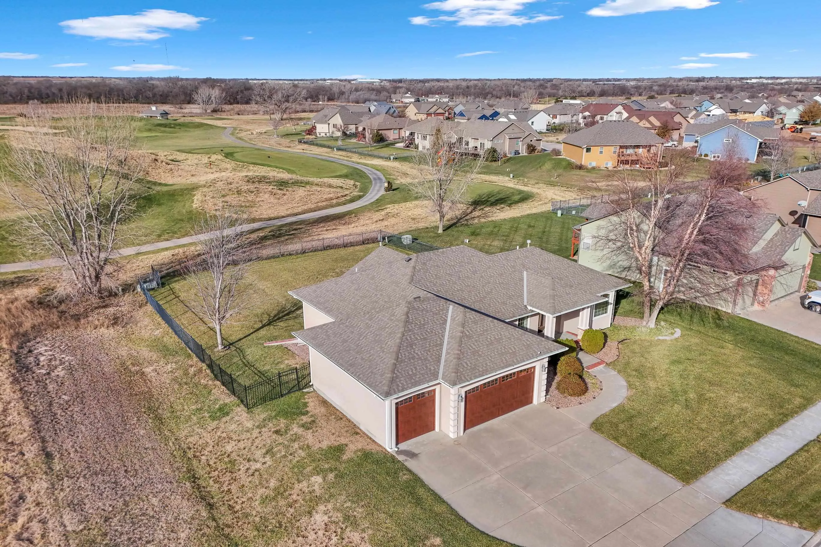 Newton, Kansas 67114, United States, 6 Bedrooms Bedrooms, ,3 BathroomsBathrooms,Residential,Active,254906