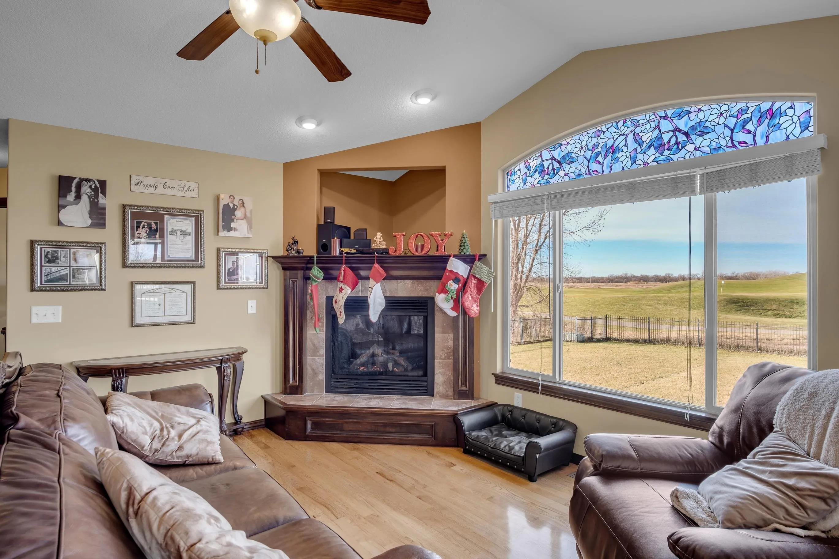 Newton, Kansas 67114, United States, 6 Bedrooms Bedrooms, ,3 BathroomsBathrooms,Residential,Active,254906