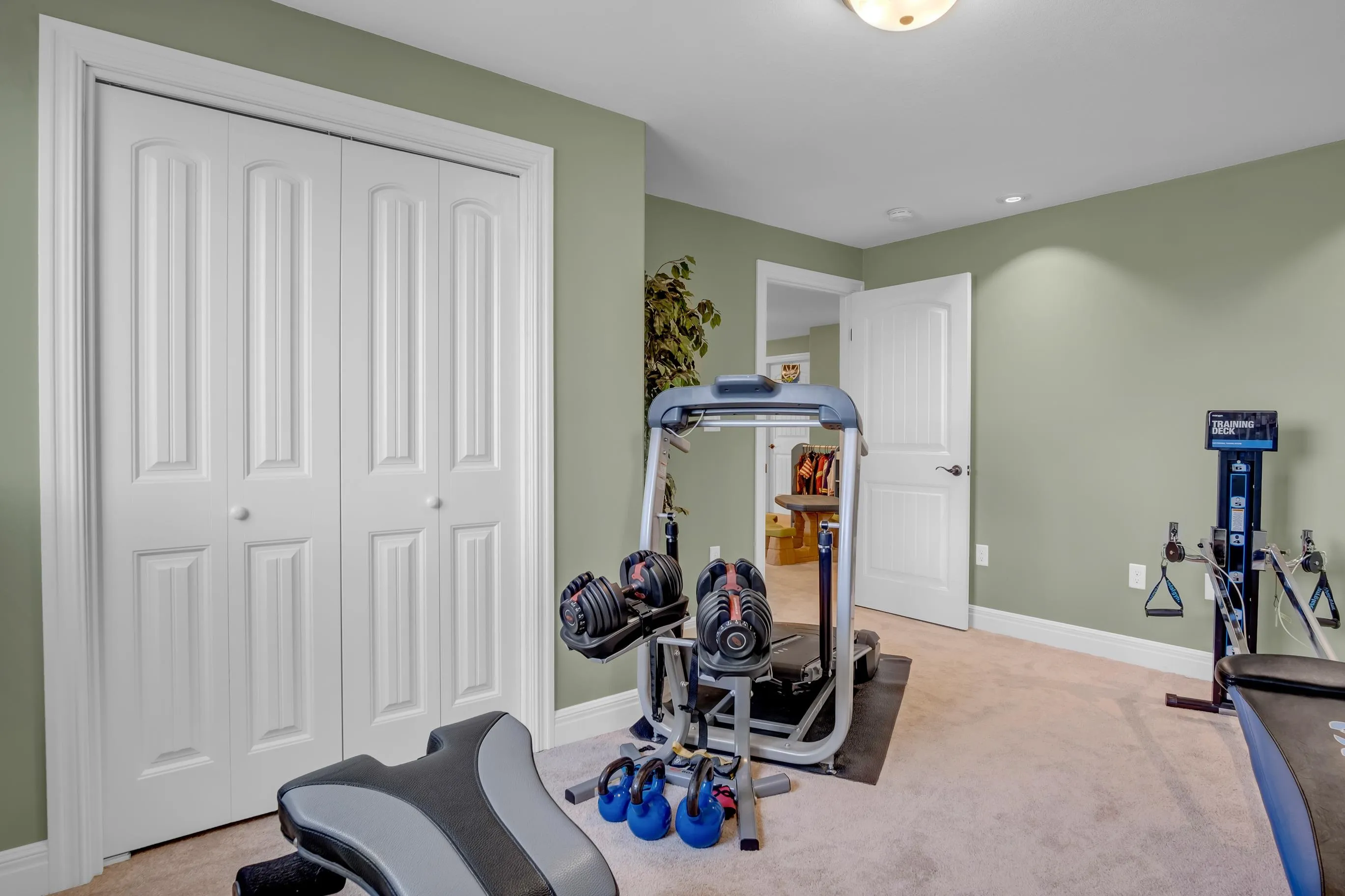 Newton, Kansas 67114, United States, 6 Bedrooms Bedrooms, ,3 BathroomsBathrooms,Residential,Active,254906