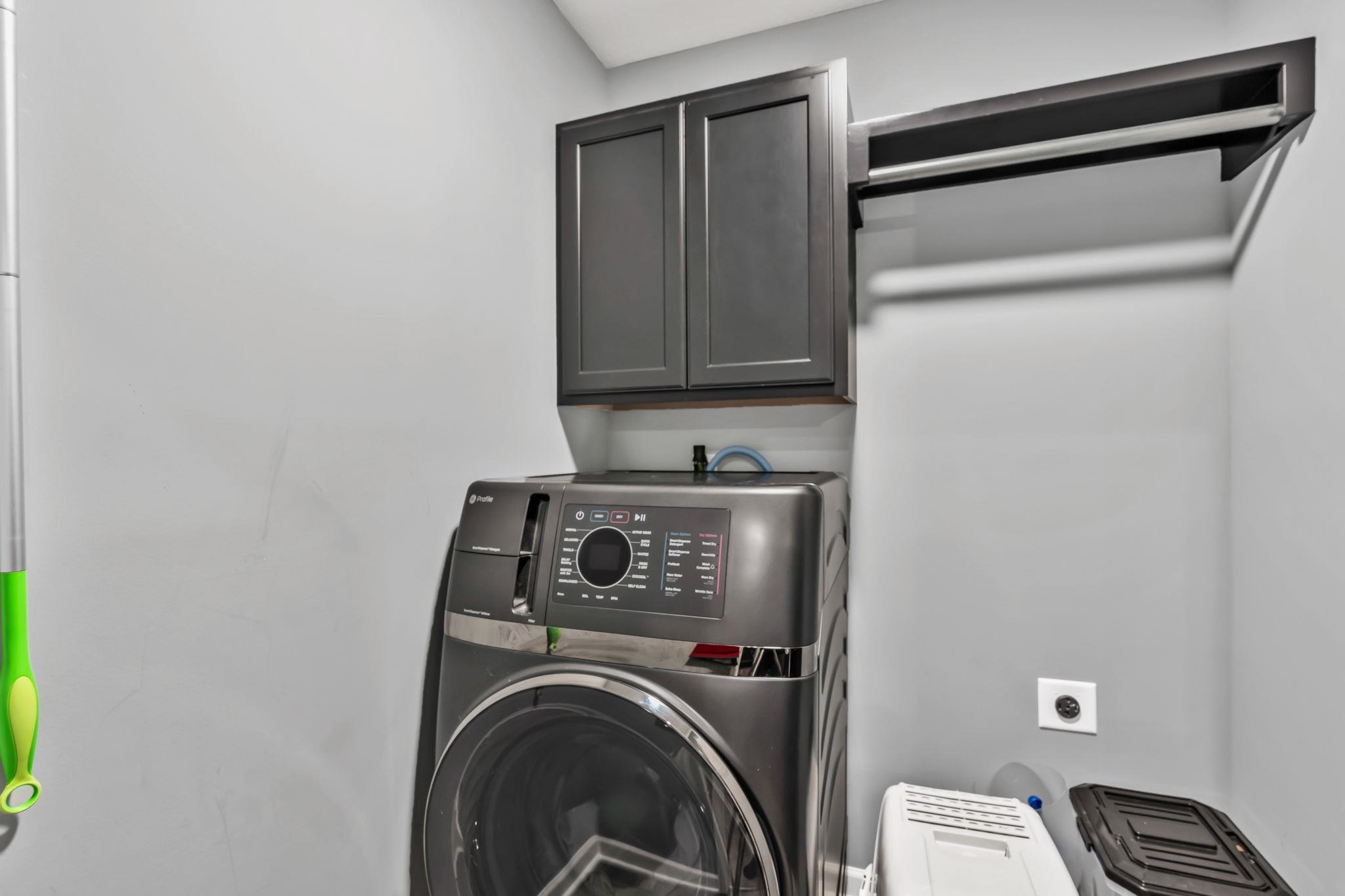 Maize, Kansas 67101, United States, 5 Bedrooms Bedrooms, ,3 BathroomsBathrooms,Residential,Pending,56398