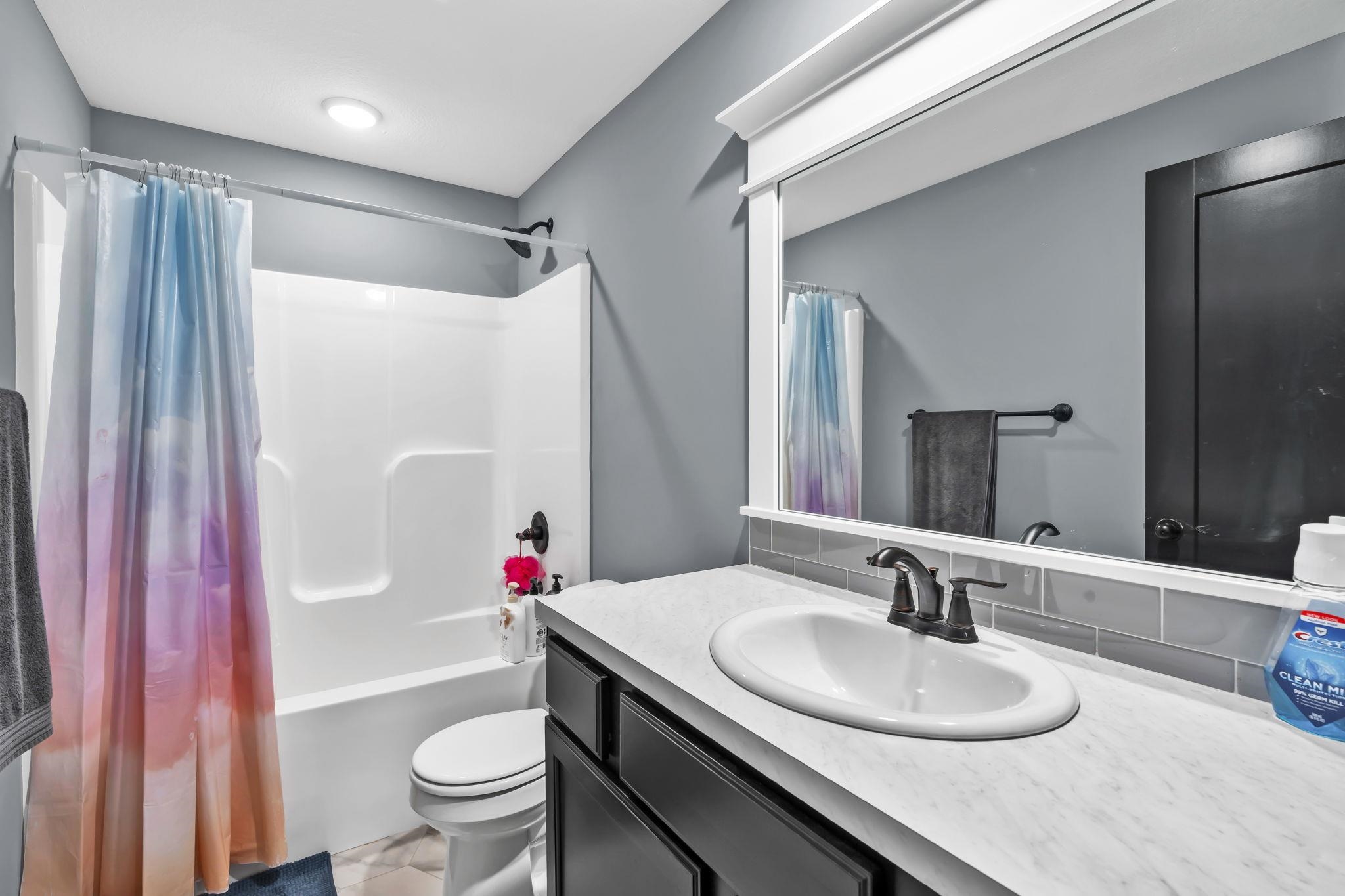 Maize, Kansas 67101, United States, 5 Bedrooms Bedrooms, ,3 BathroomsBathrooms,Residential,Pending,56398