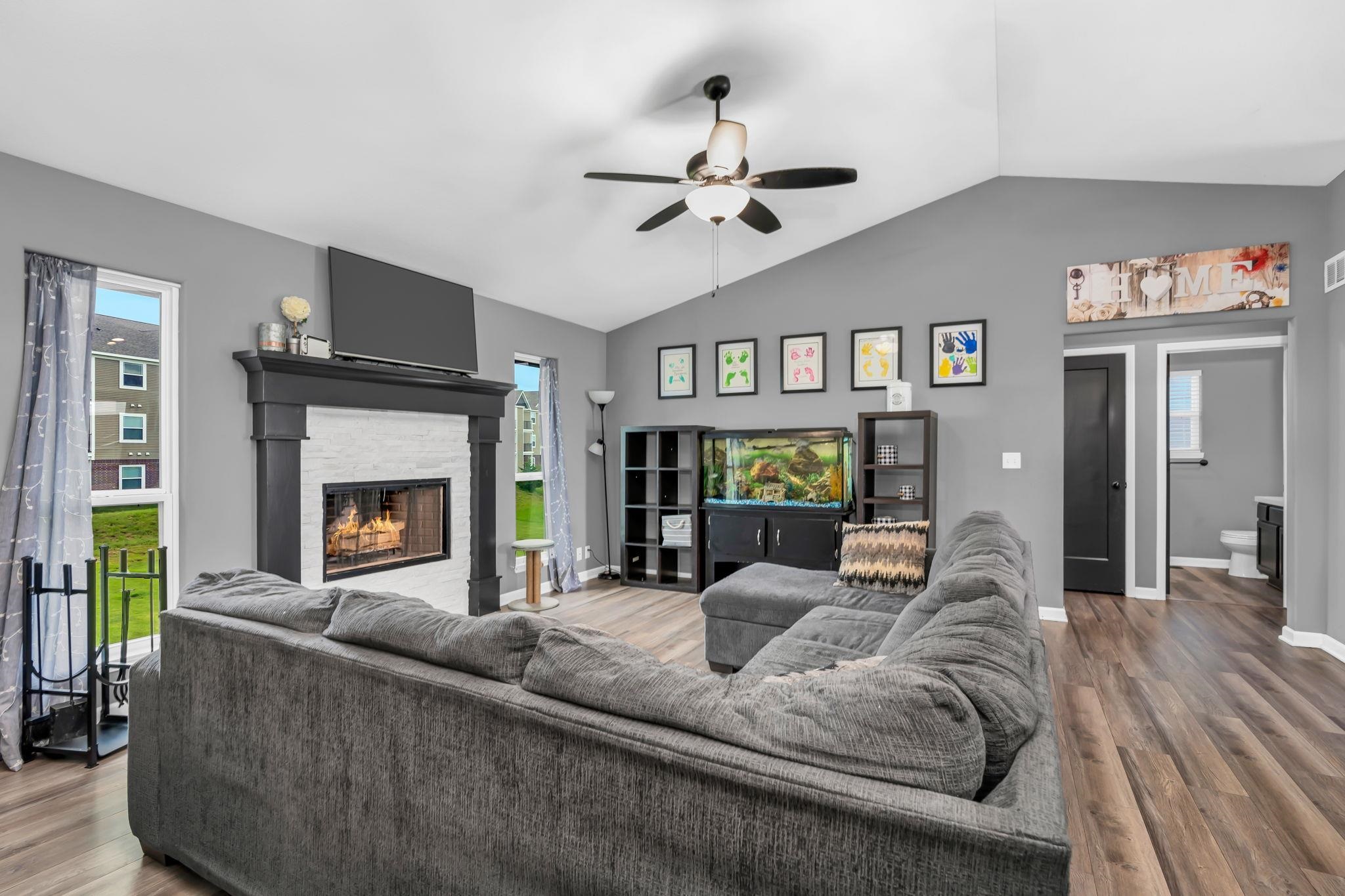 Maize, Kansas 67101, United States, 5 Bedrooms Bedrooms, ,3 BathroomsBathrooms,Residential,Pending,56398