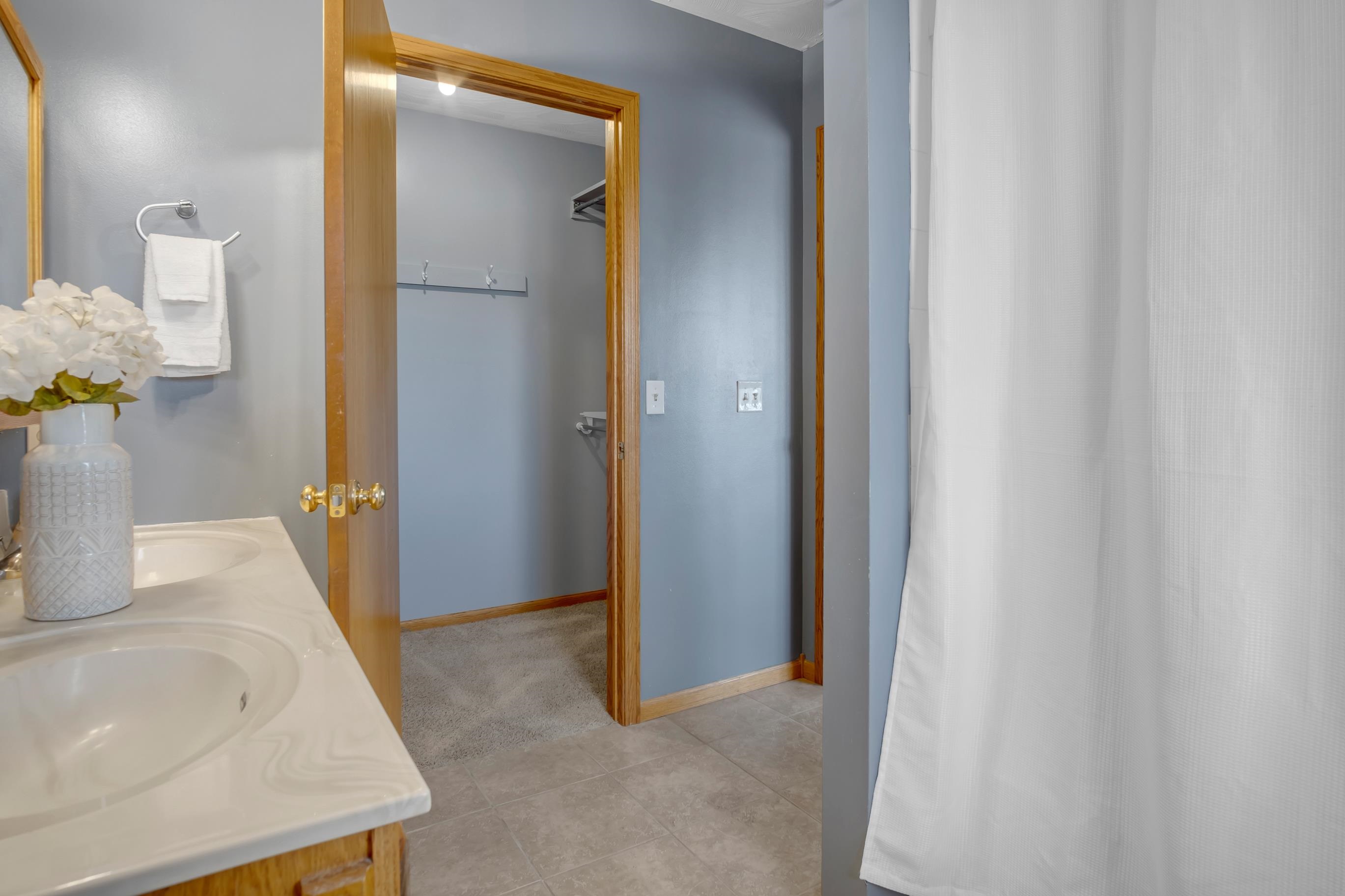211 Southport Cir, Newton, Kansas image 19