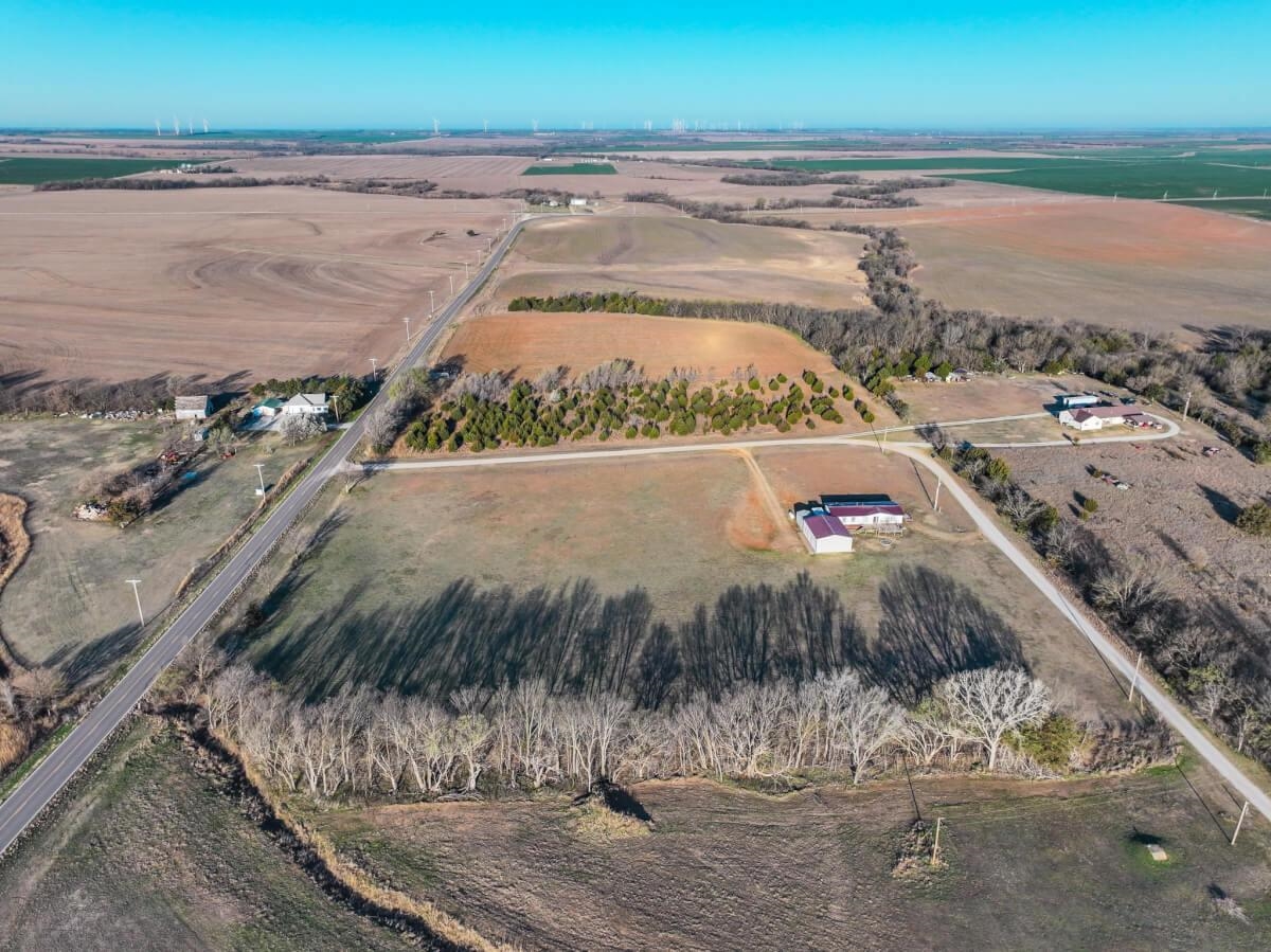 000 W Spring Ave, Geuda Springs, Kansas image 4