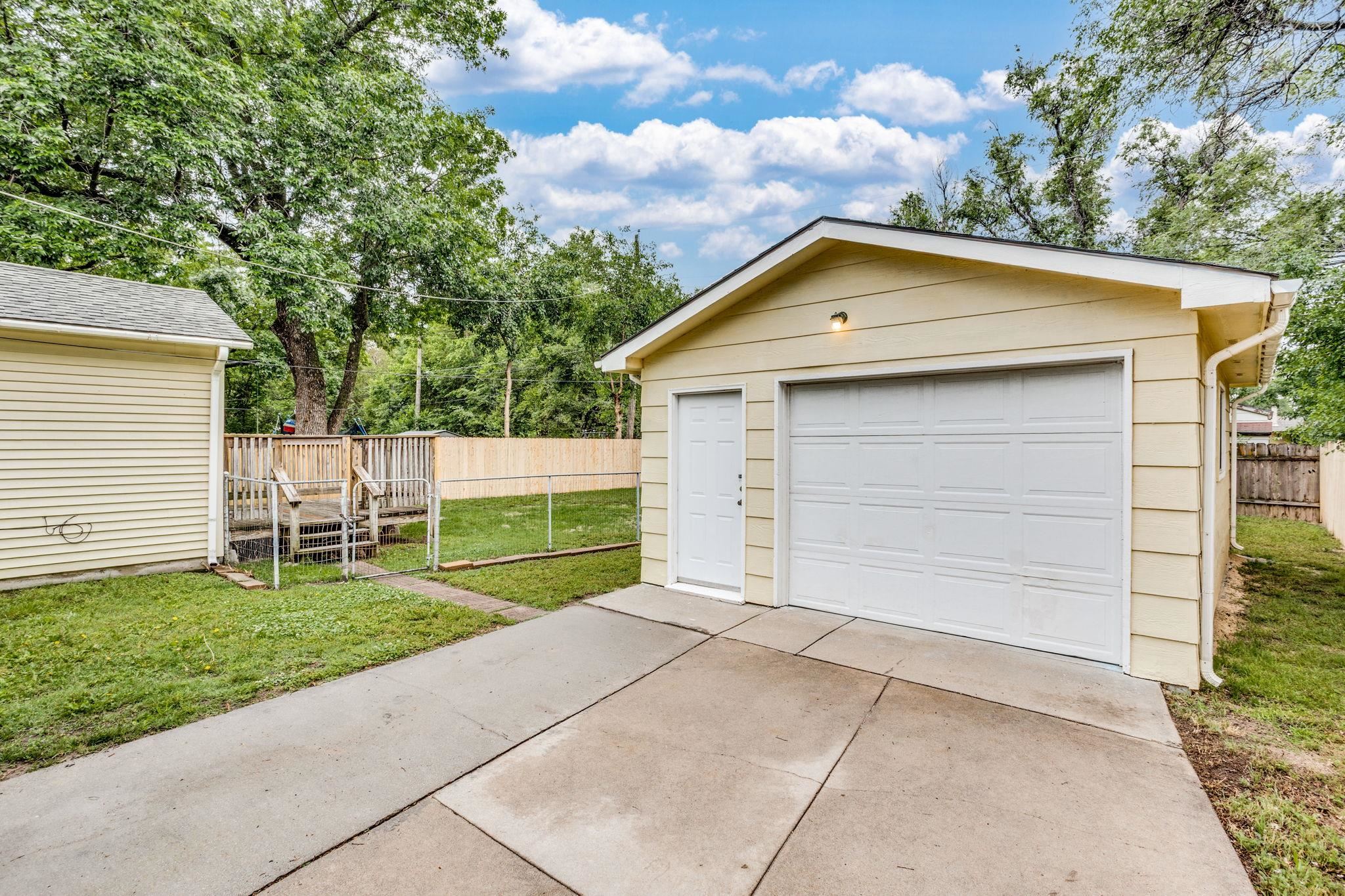 3120 W Dora St, Wichita, Kansas image 28