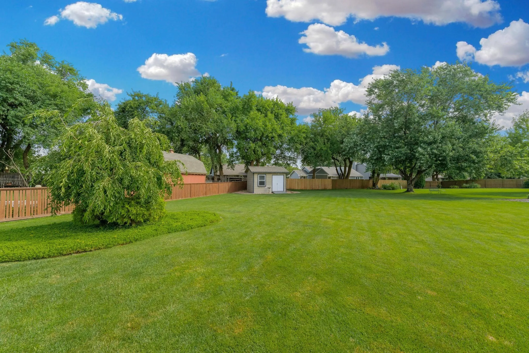 Wichita, Kansas 67212, United States, 4 Bedrooms Bedrooms, ,3 BathroomsBathrooms,Residential,Pending,207388