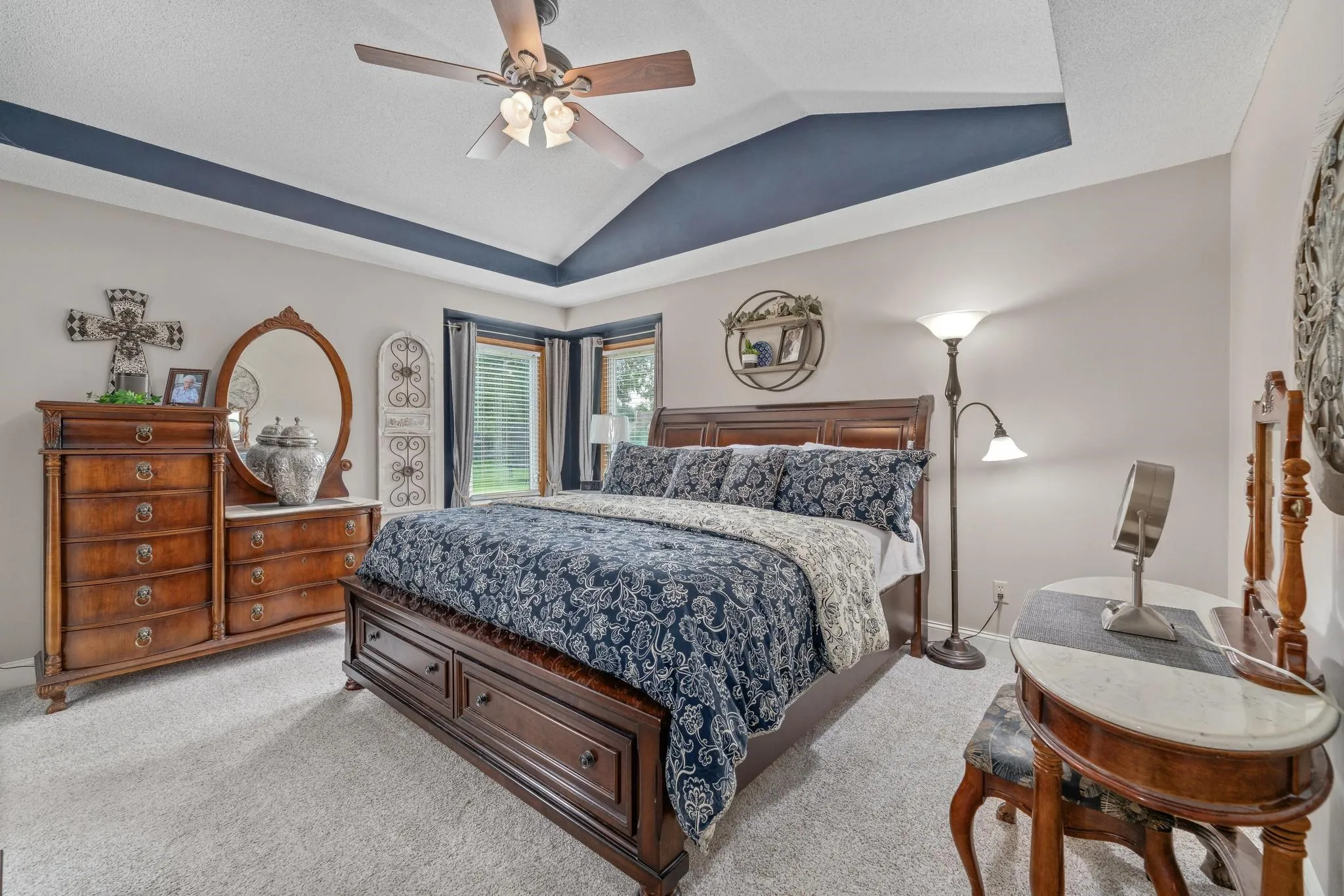 Wichita, Kansas 67212, United States, 4 Bedrooms Bedrooms, ,3 BathroomsBathrooms,Residential,Pending,207388