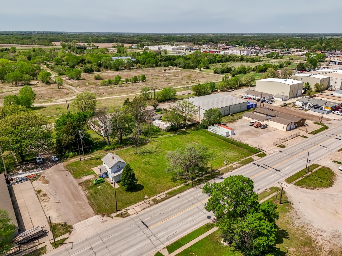 313 N Walnut St, Augusta, Kansas image 2