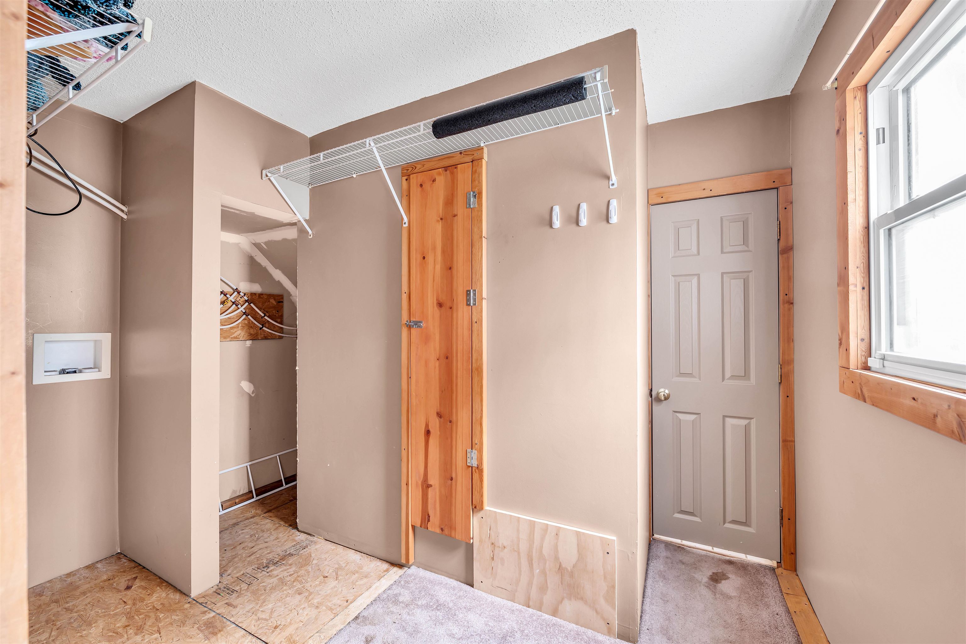 303 S Somerset St, Norwich, Virginia image 16