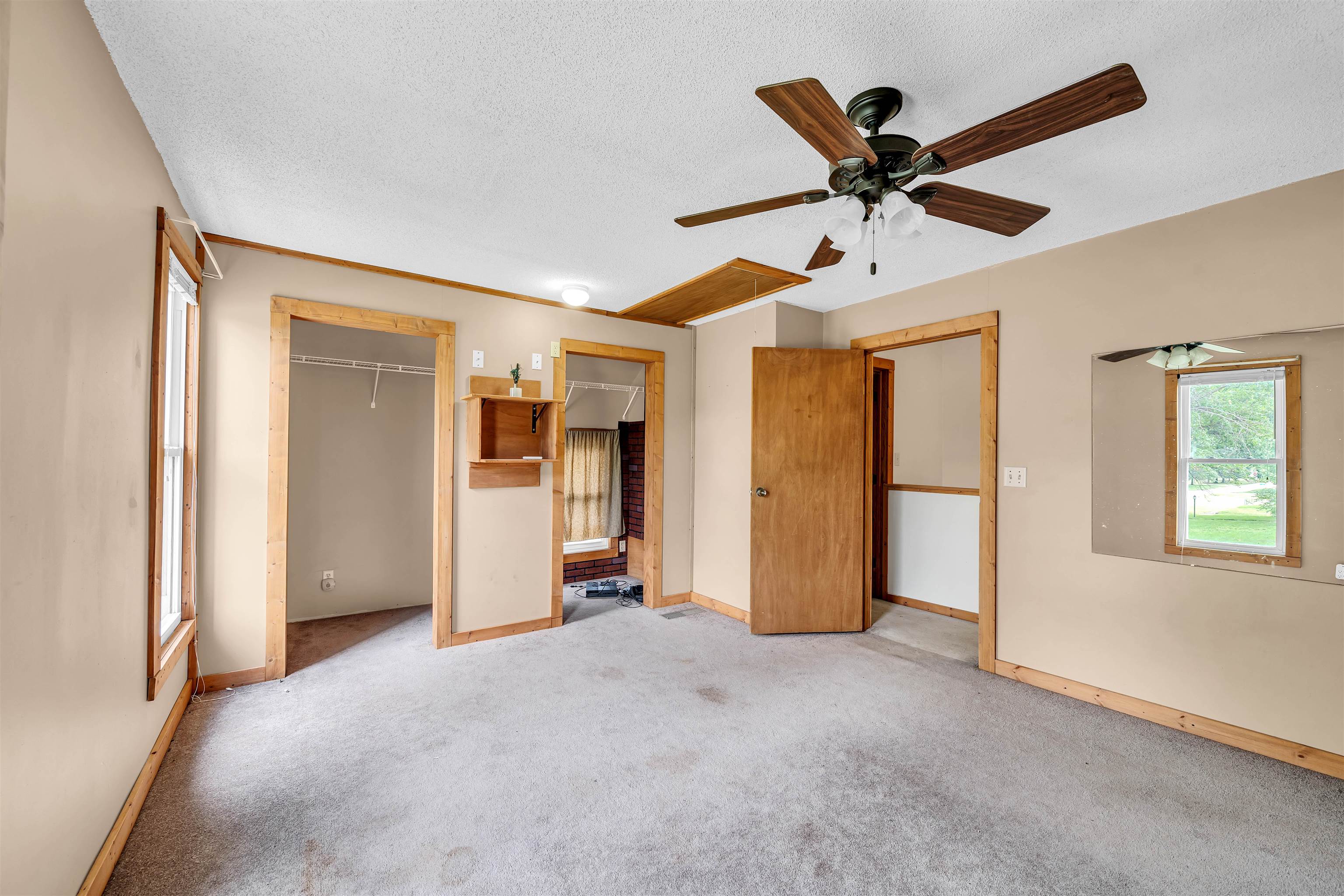 303 S Somerset St, Norwich, Virginia image 21