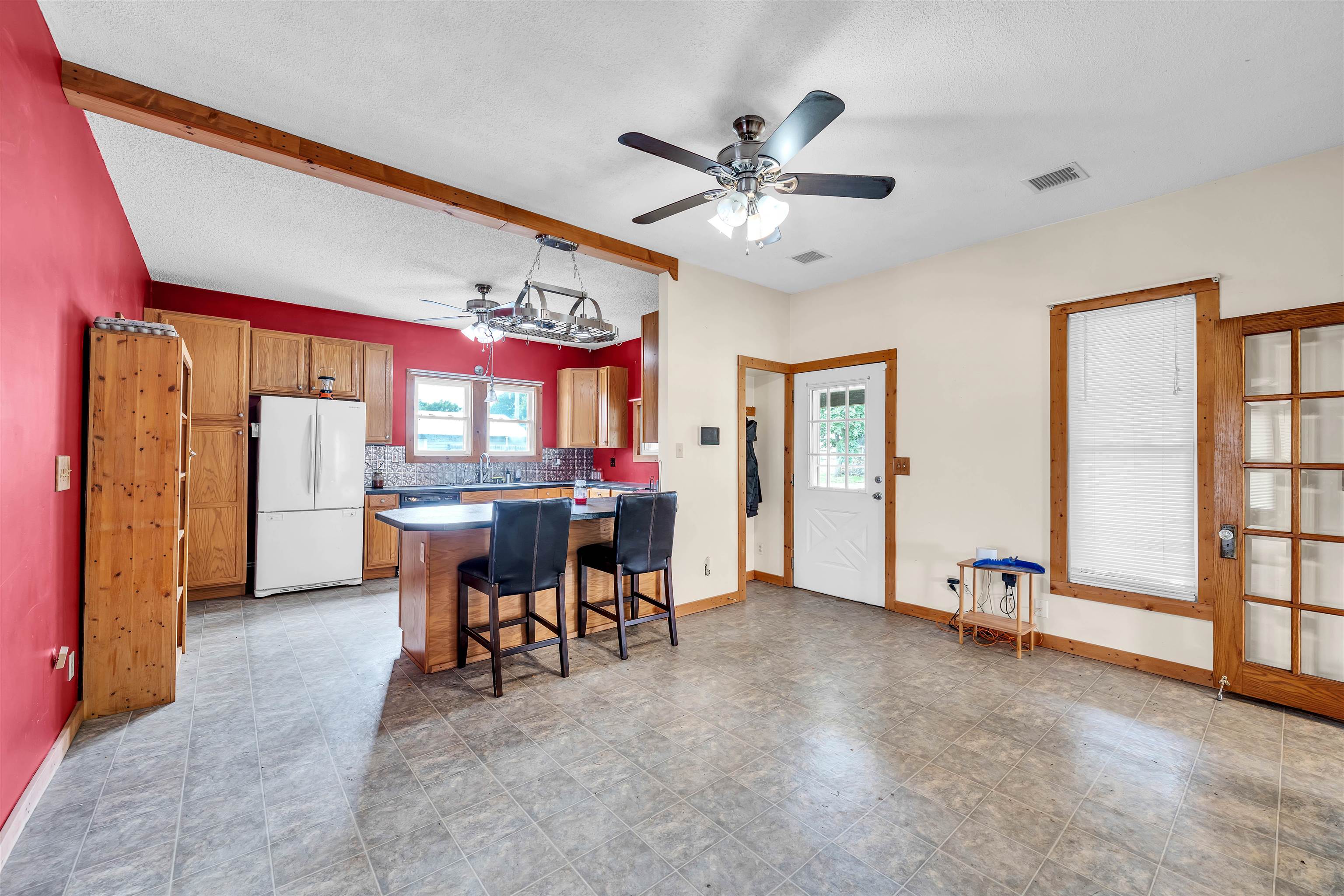 303 S Somerset St, Norwich, Virginia image 8