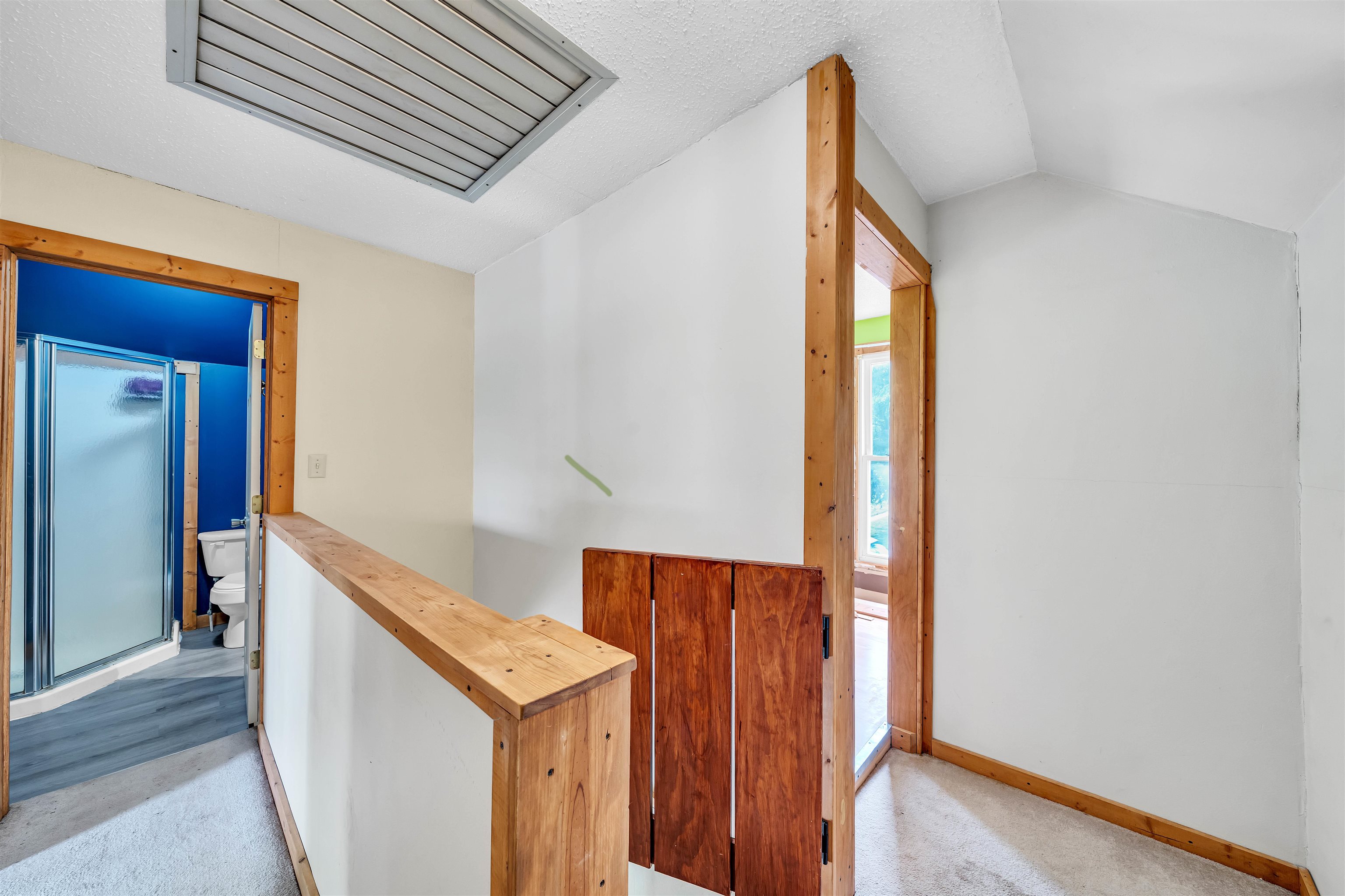 303 S Somerset St, Norwich, Virginia image 24
