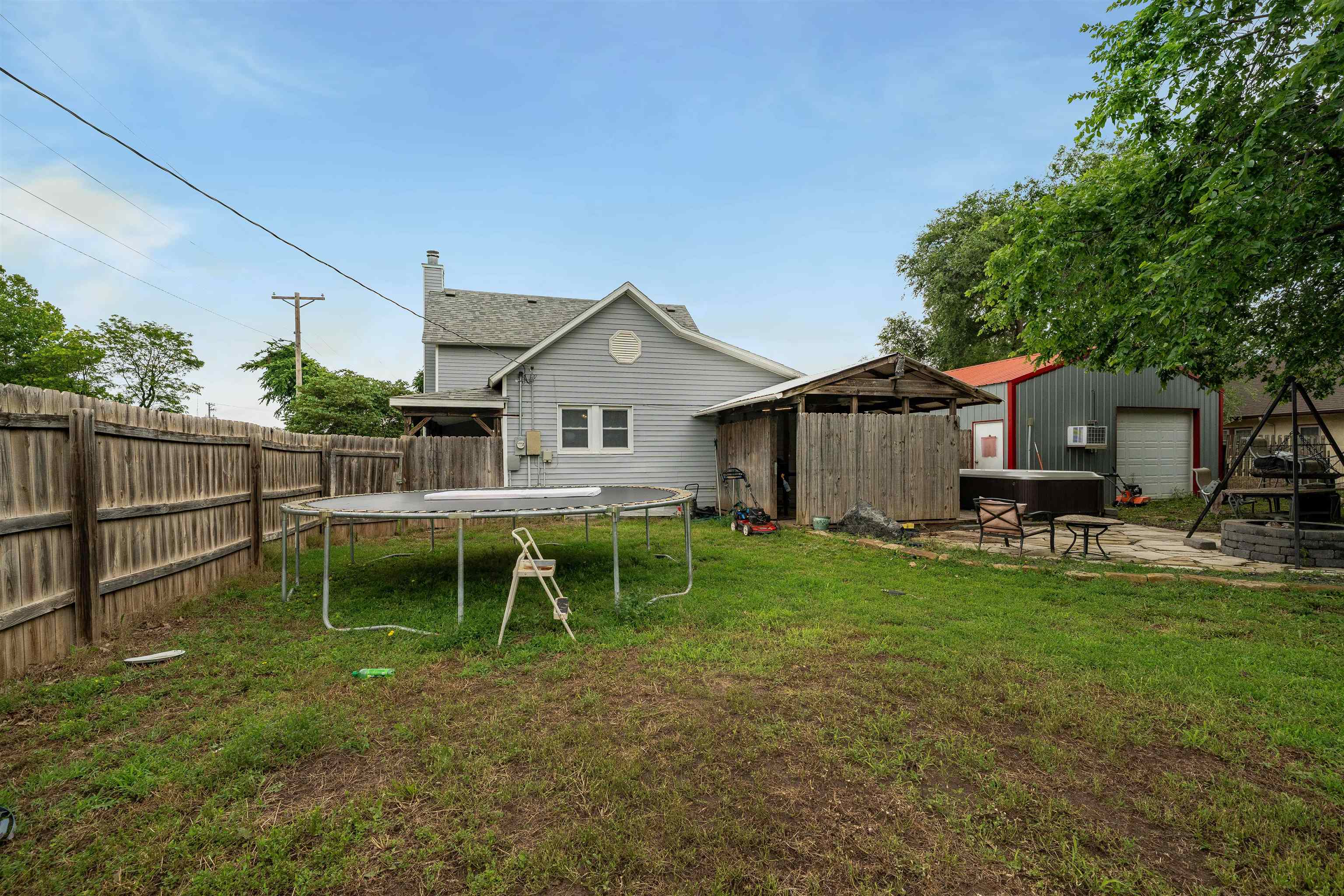 303 S Somerset St, Norwich, Virginia image 27
