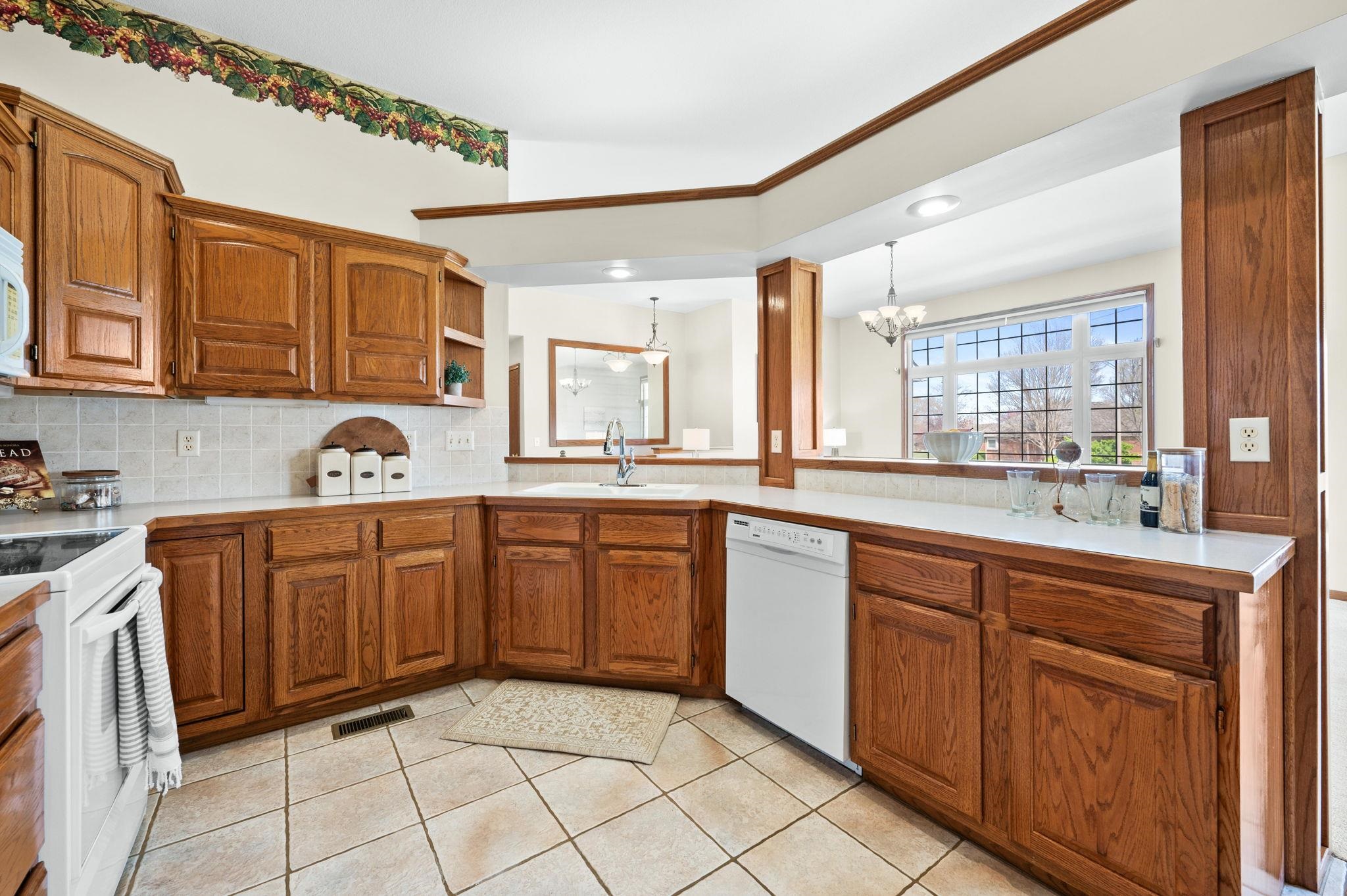 2808 Danbury Cir, Augusta, Kansas image 8