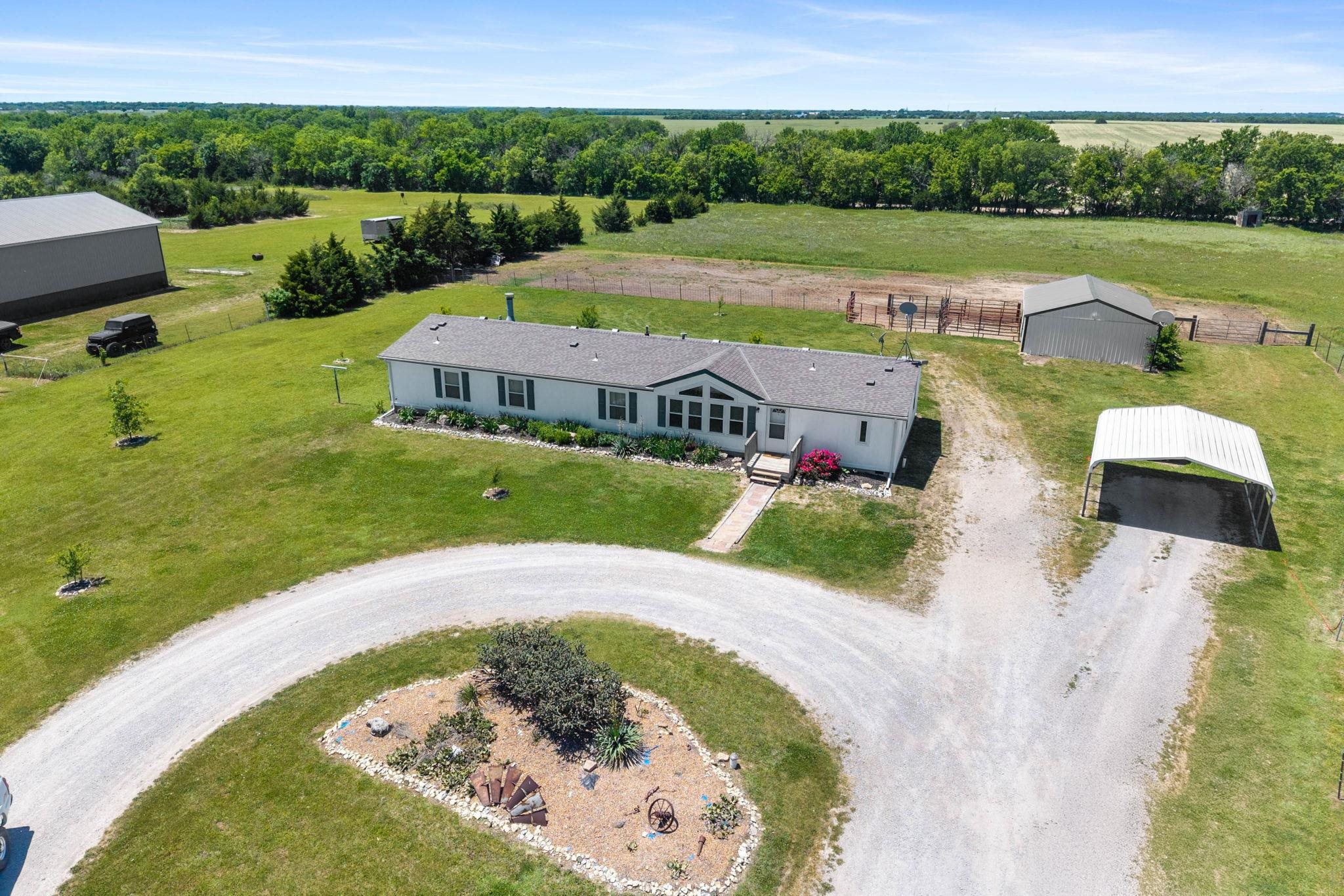 11751 S 145th E St, Mulvane, Kansas image 3