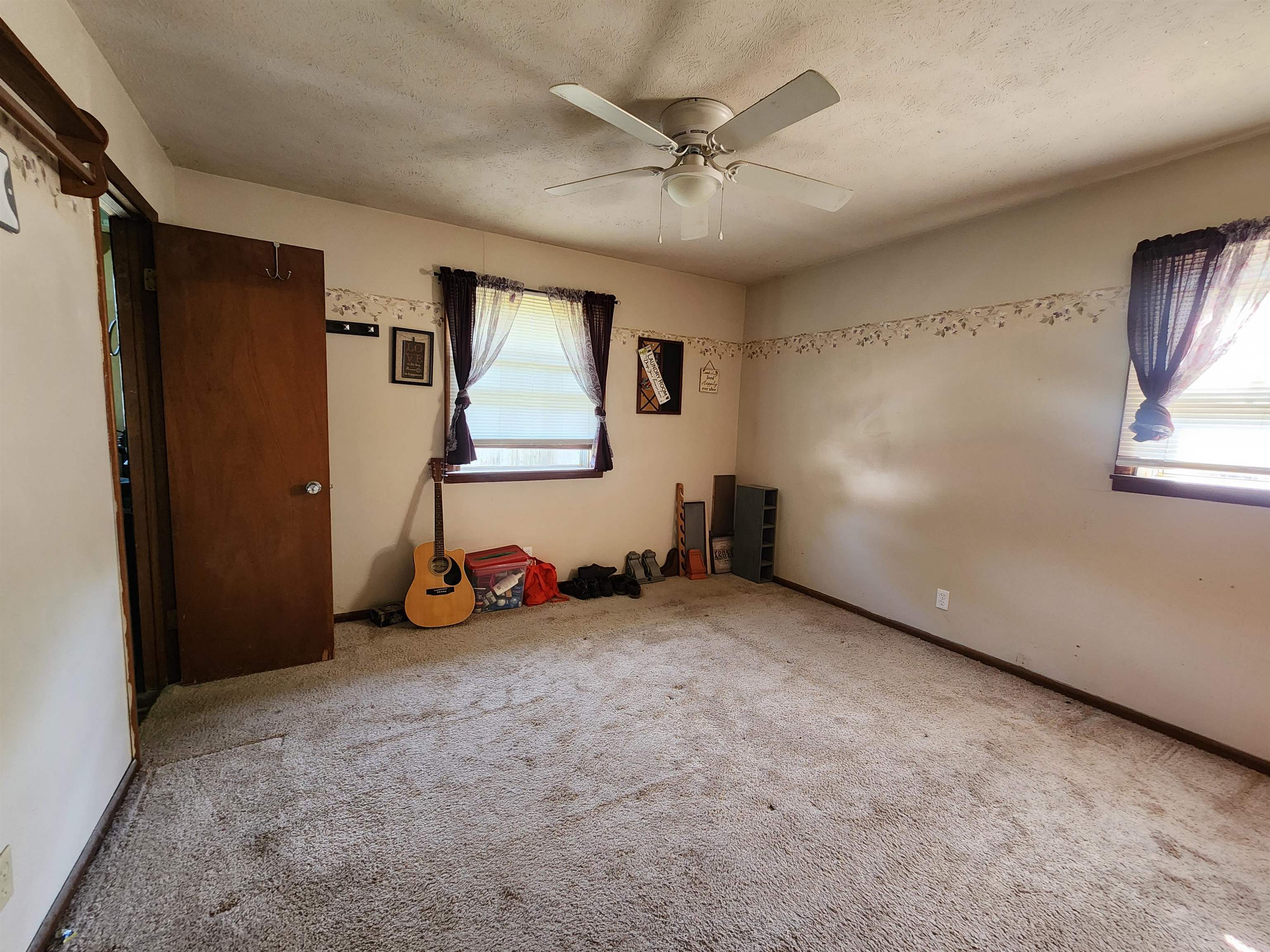 1404 Grandview Ave, Newton, Kansas image 5