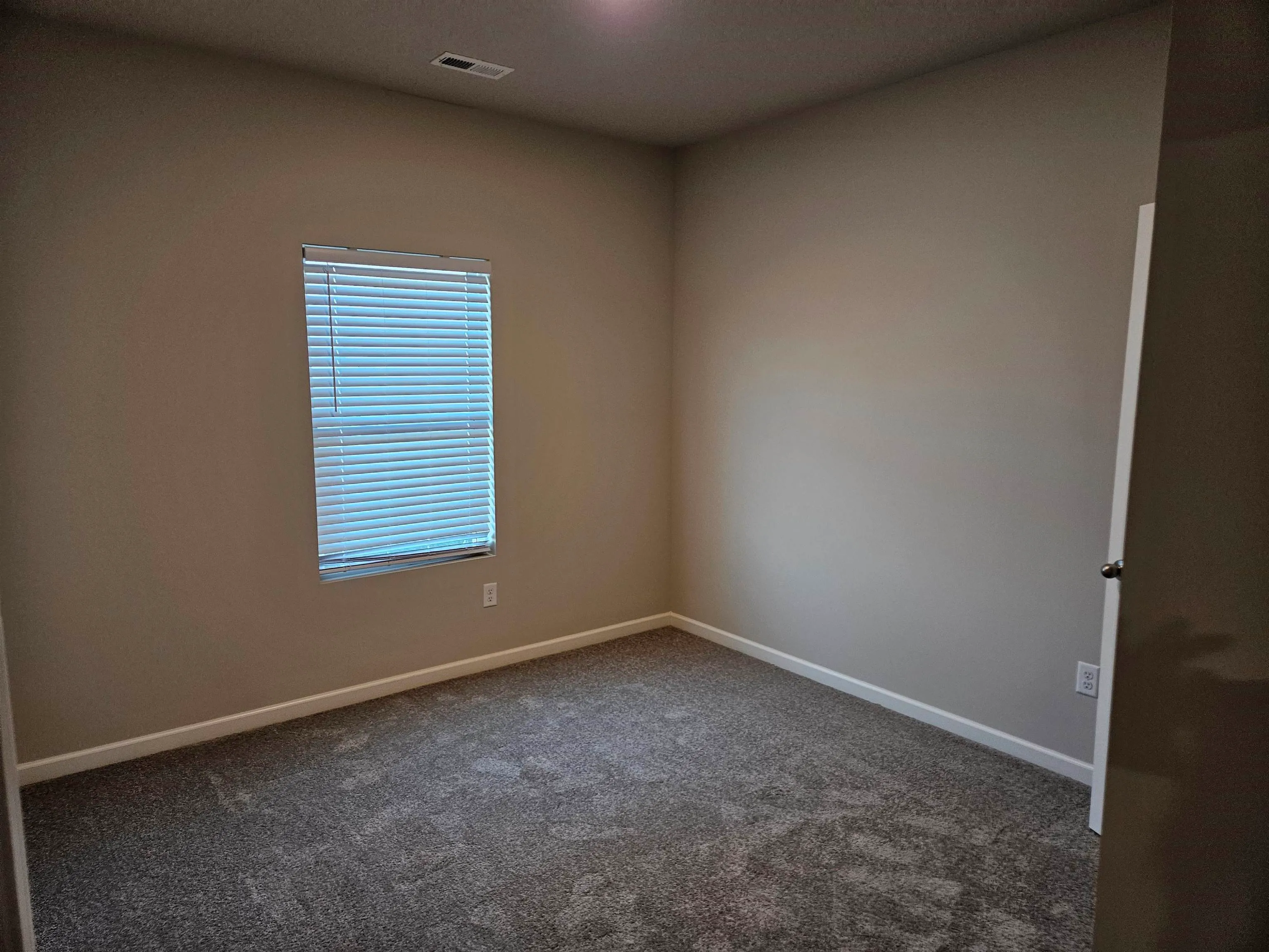 Garden Plain, Kansas 67050, United States, 4 Bedrooms Bedrooms, ,2 BathroomsBathrooms,Residential,Pending,47211