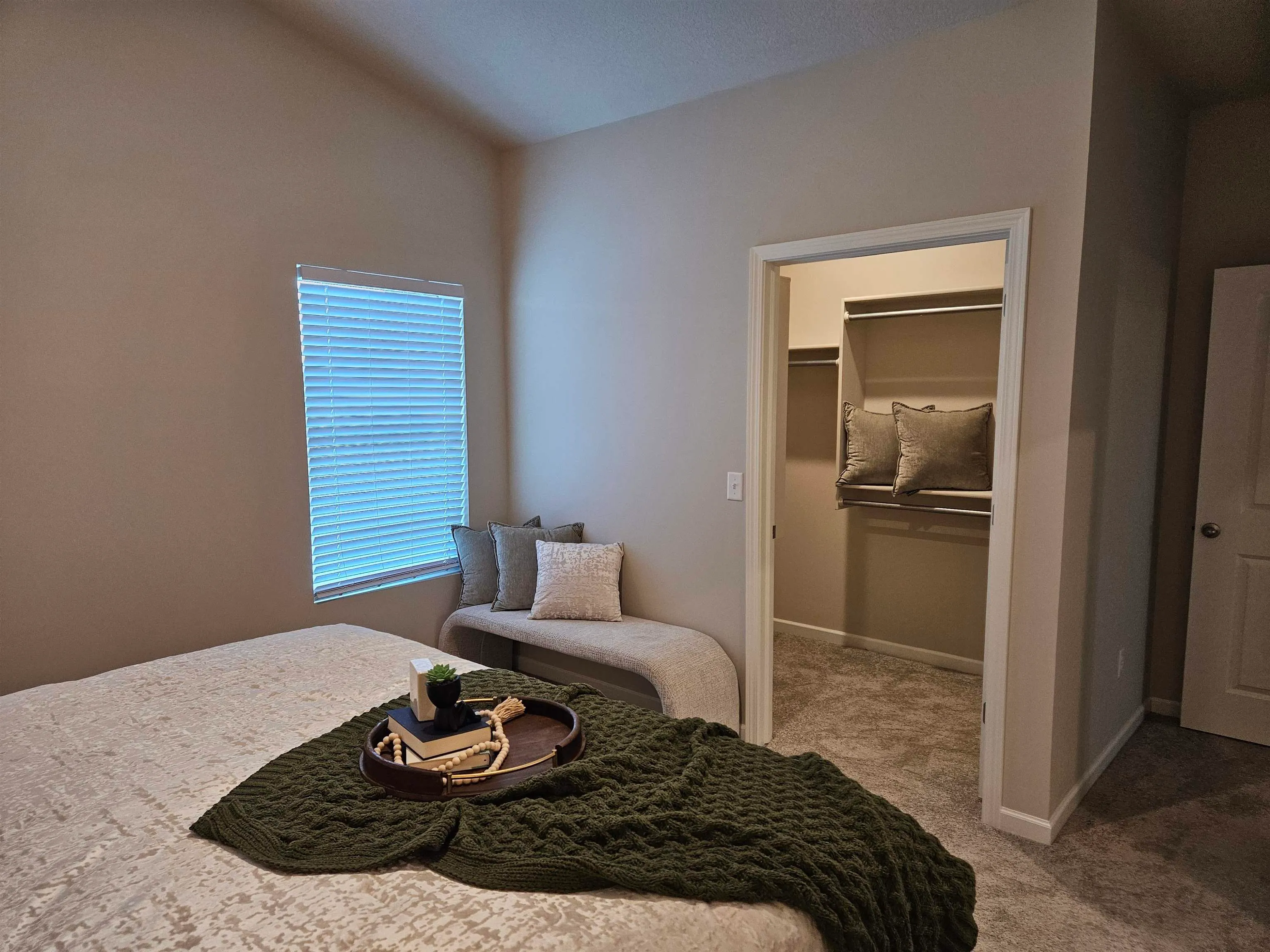 Garden Plain, Kansas 67050, United States, 4 Bedrooms Bedrooms, ,2 BathroomsBathrooms,Residential,Pending,47211