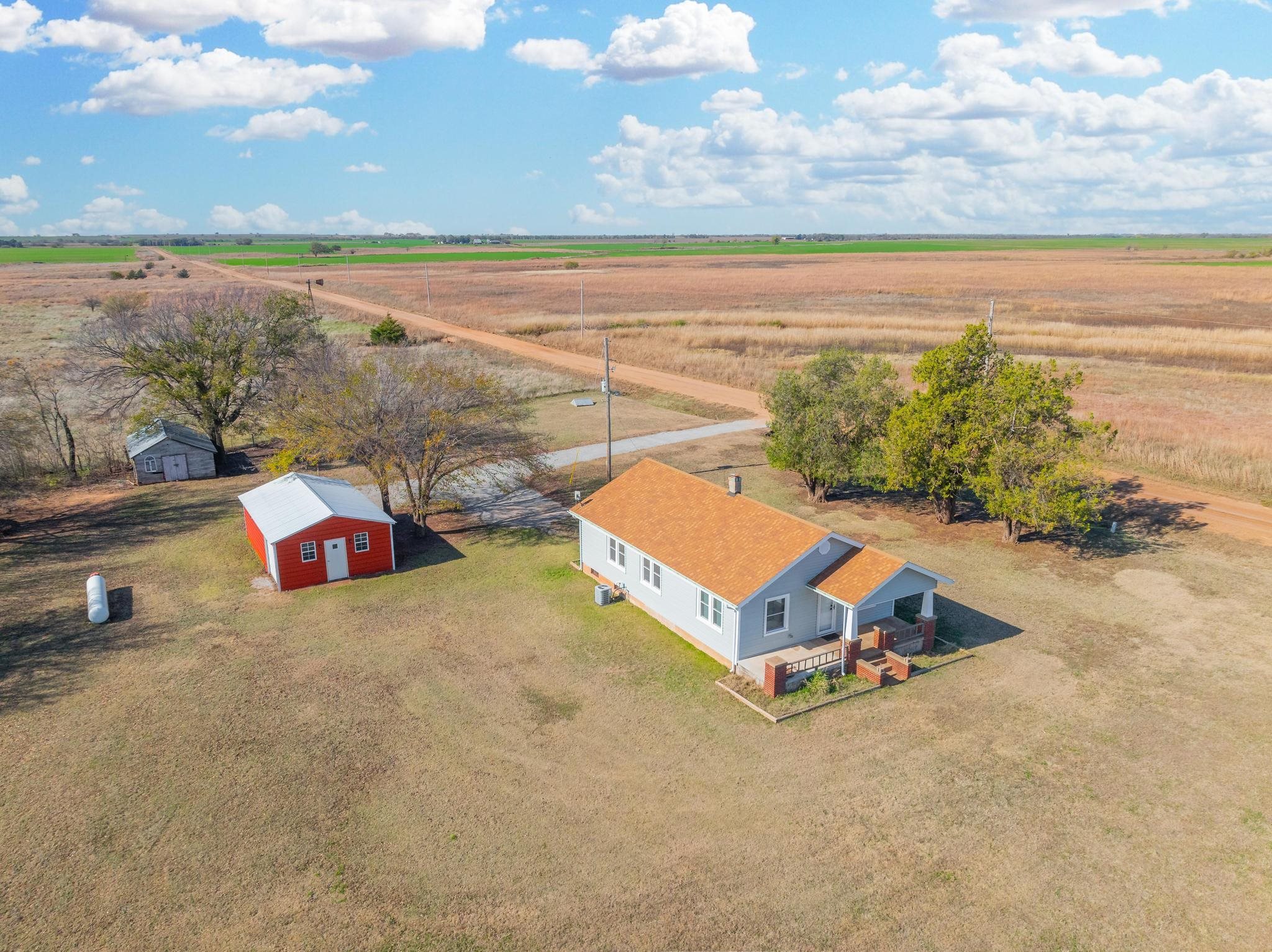 597 NE 60 Rd, Harper, Kansas image 1