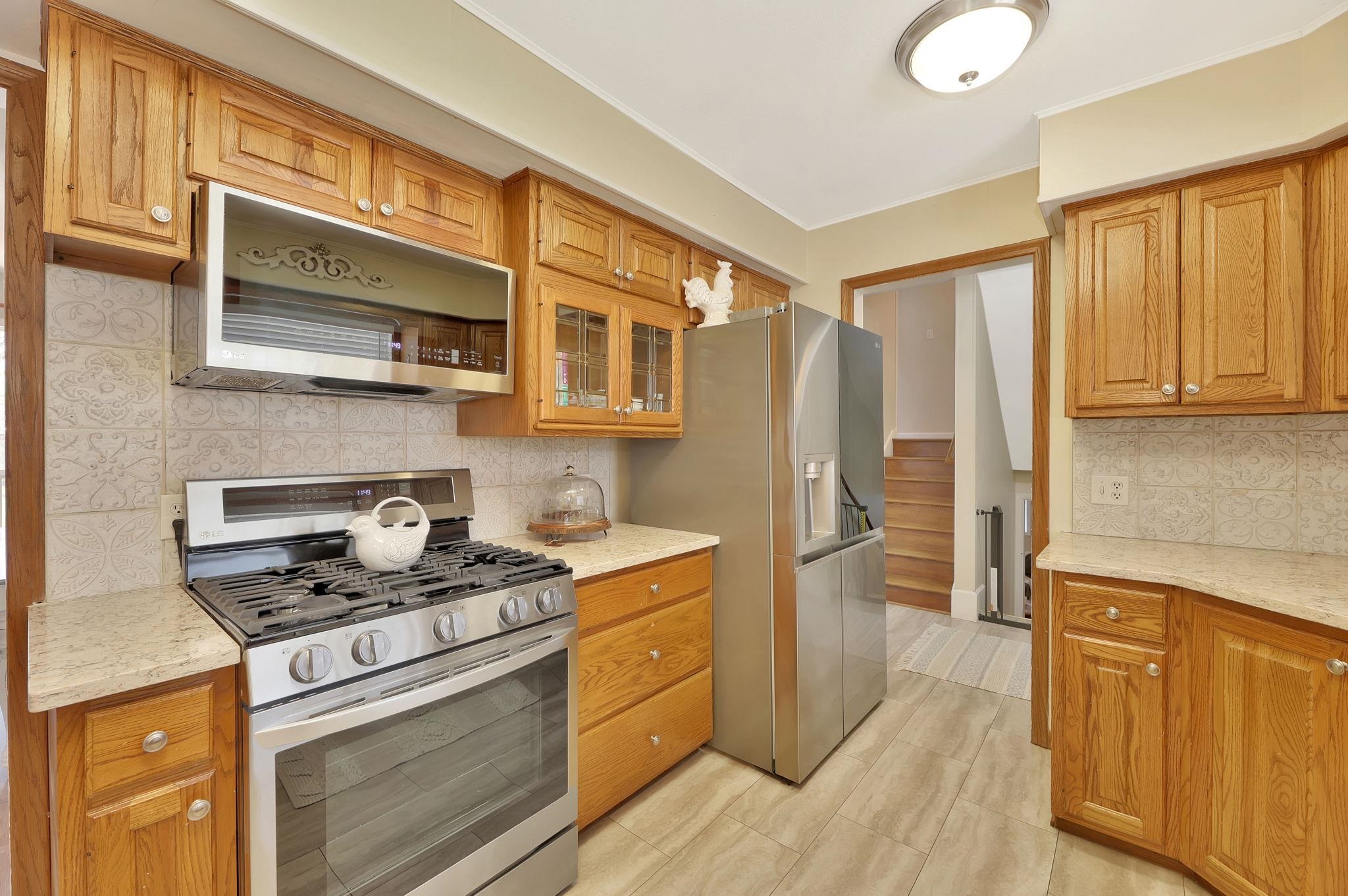 6427 E Jacqueline St, Wichita, Kansas image 6