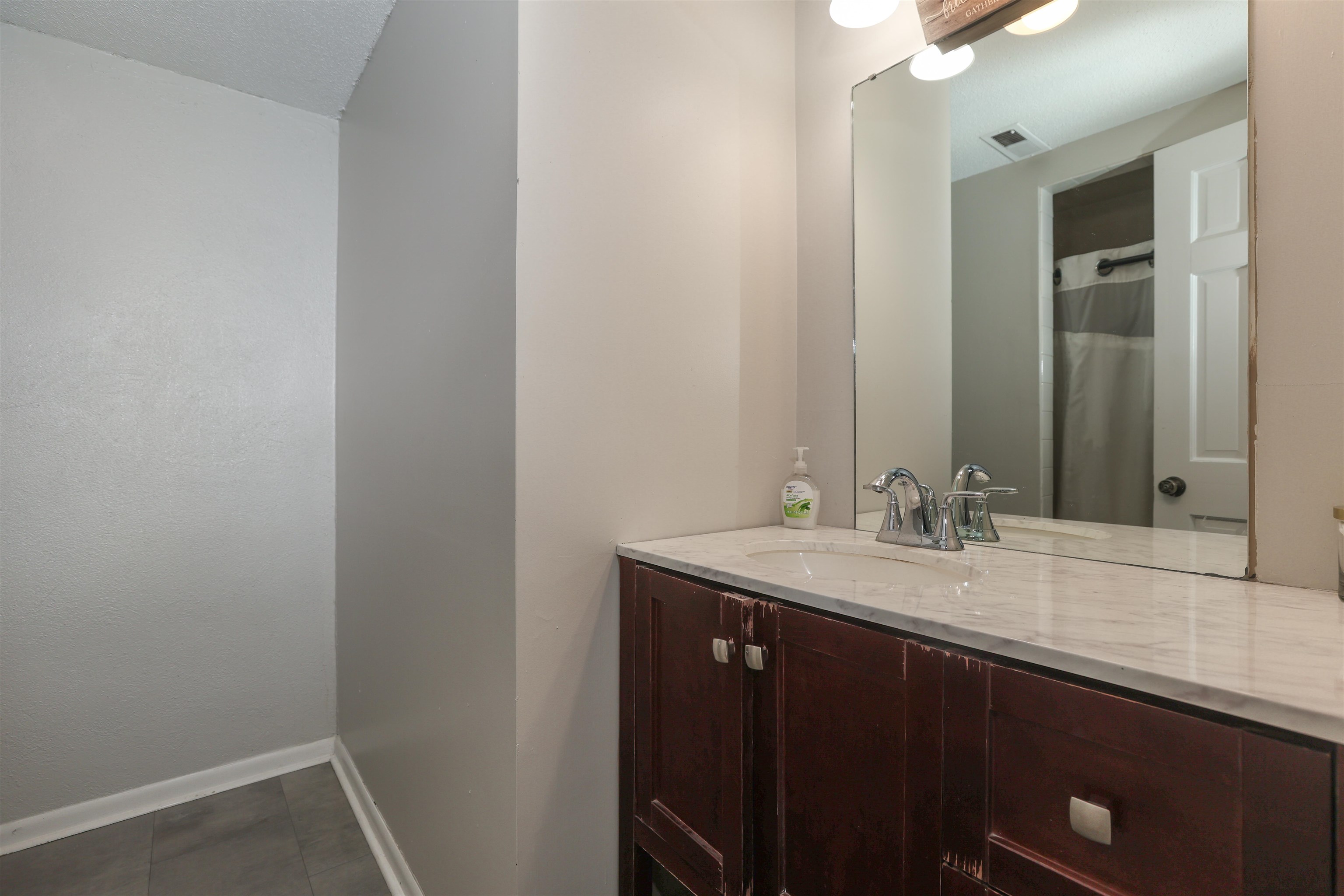 9 Regal Crescent St, North Newton, Kansas image 14