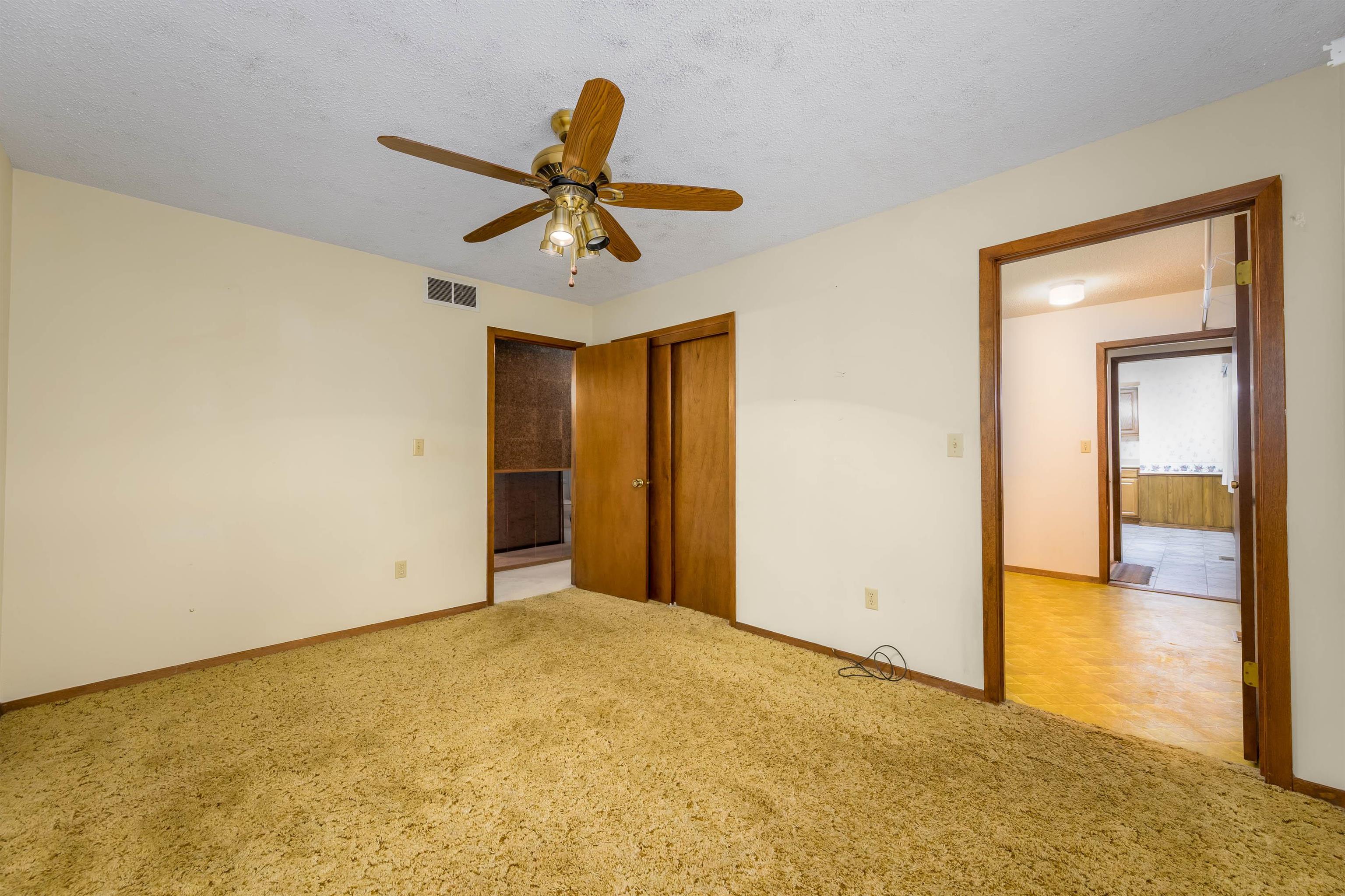 323 S Sunnyside Rd, Haysville, Kansas image 17