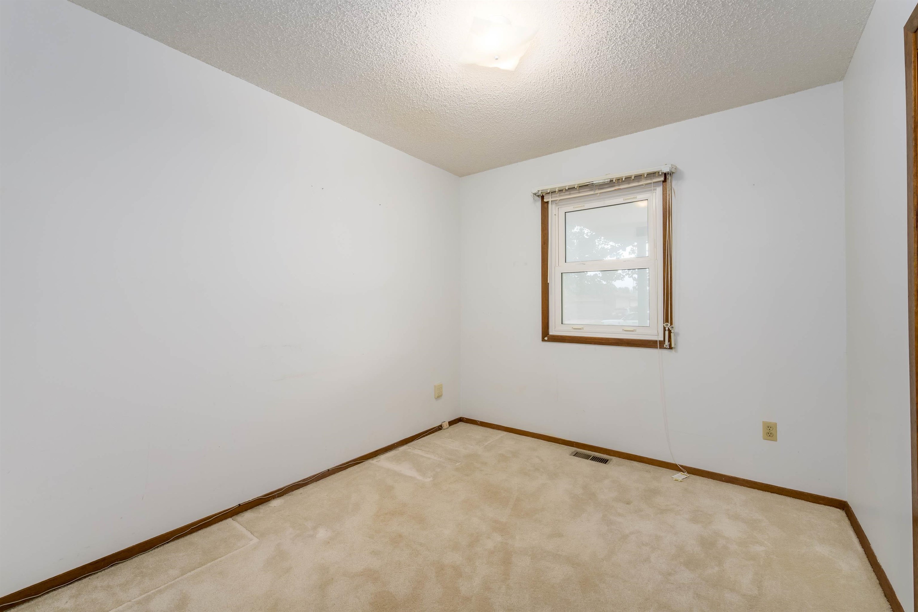 323 S Sunnyside Rd, Haysville, Kansas image 21