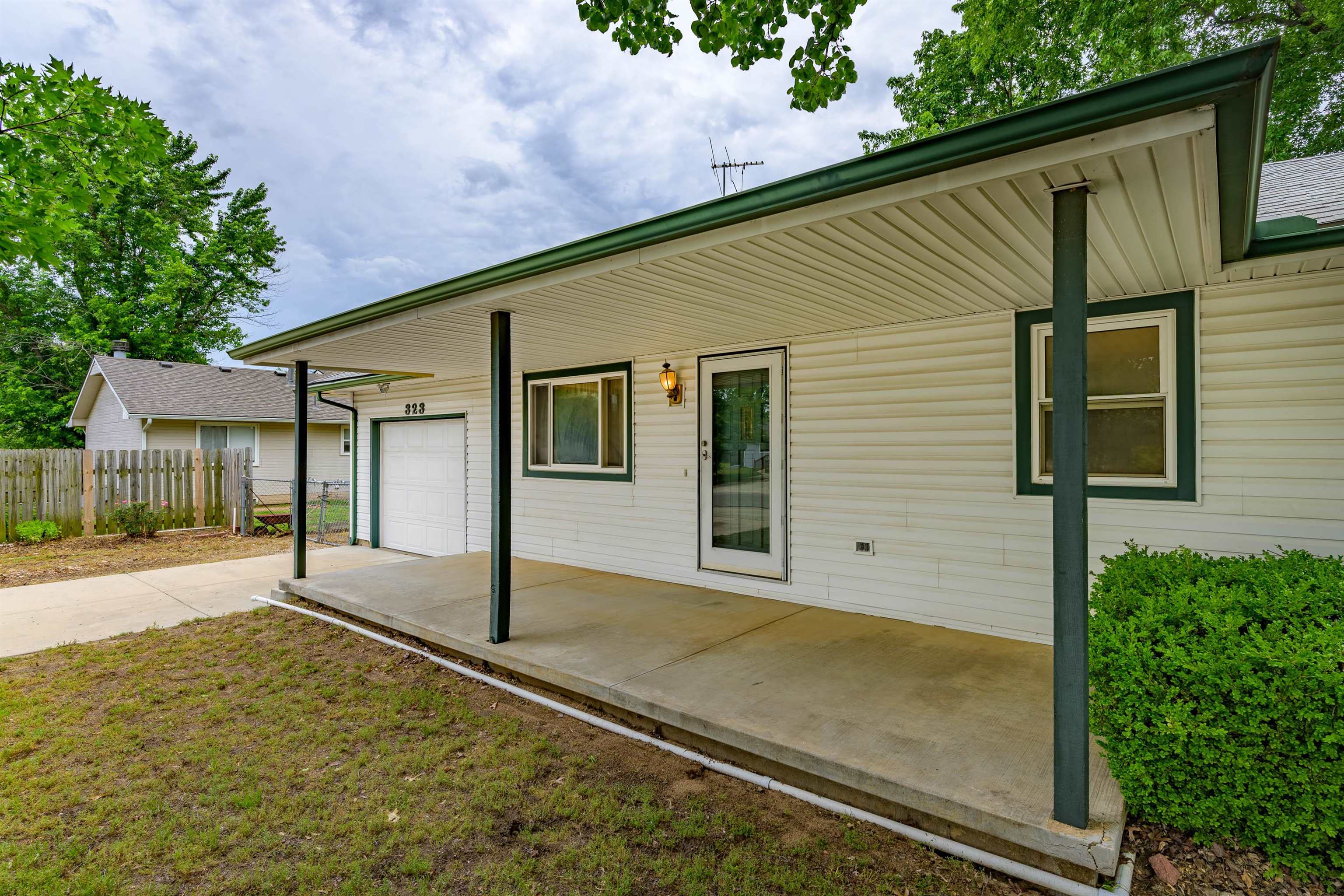 323 S Sunnyside Rd, Haysville, Kansas image 3