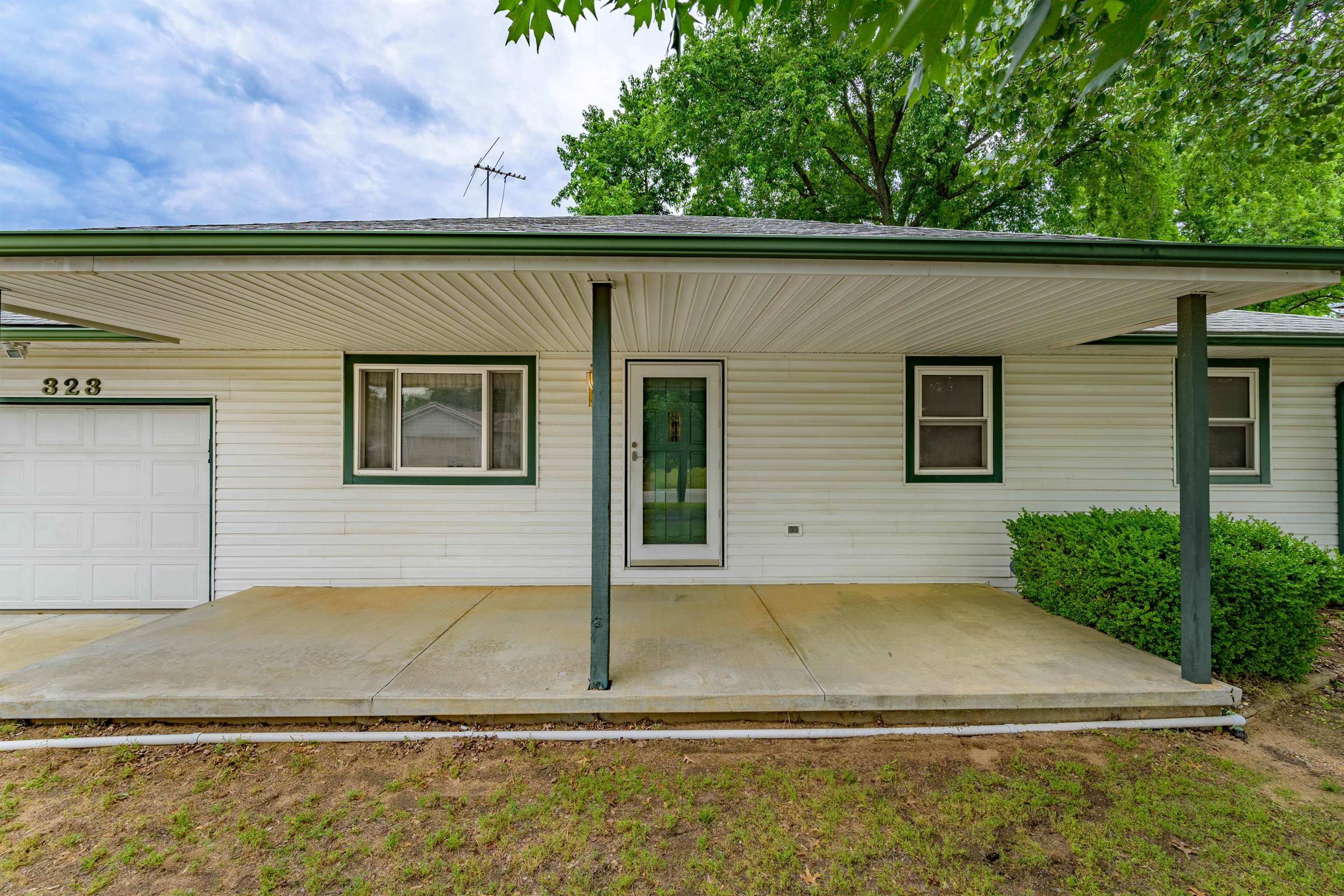 323 S Sunnyside Rd, Haysville, Kansas image 4