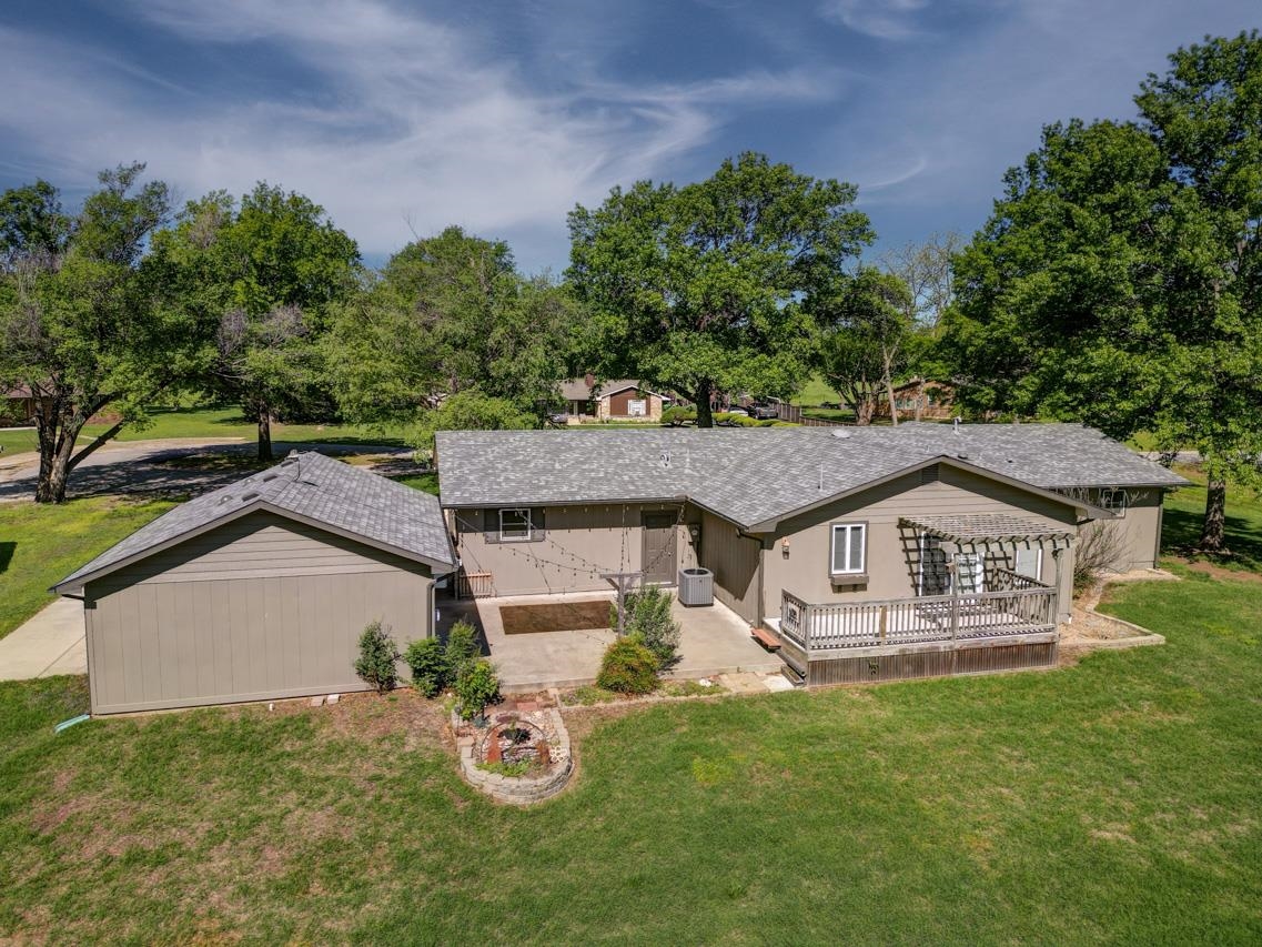 2300 N Timber Lane Dr, Arkansas City, Kansas image 5