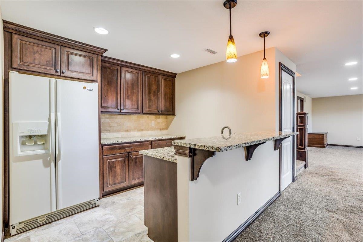 2425 N Sawgrass Ct, Derby, Kansas image 24