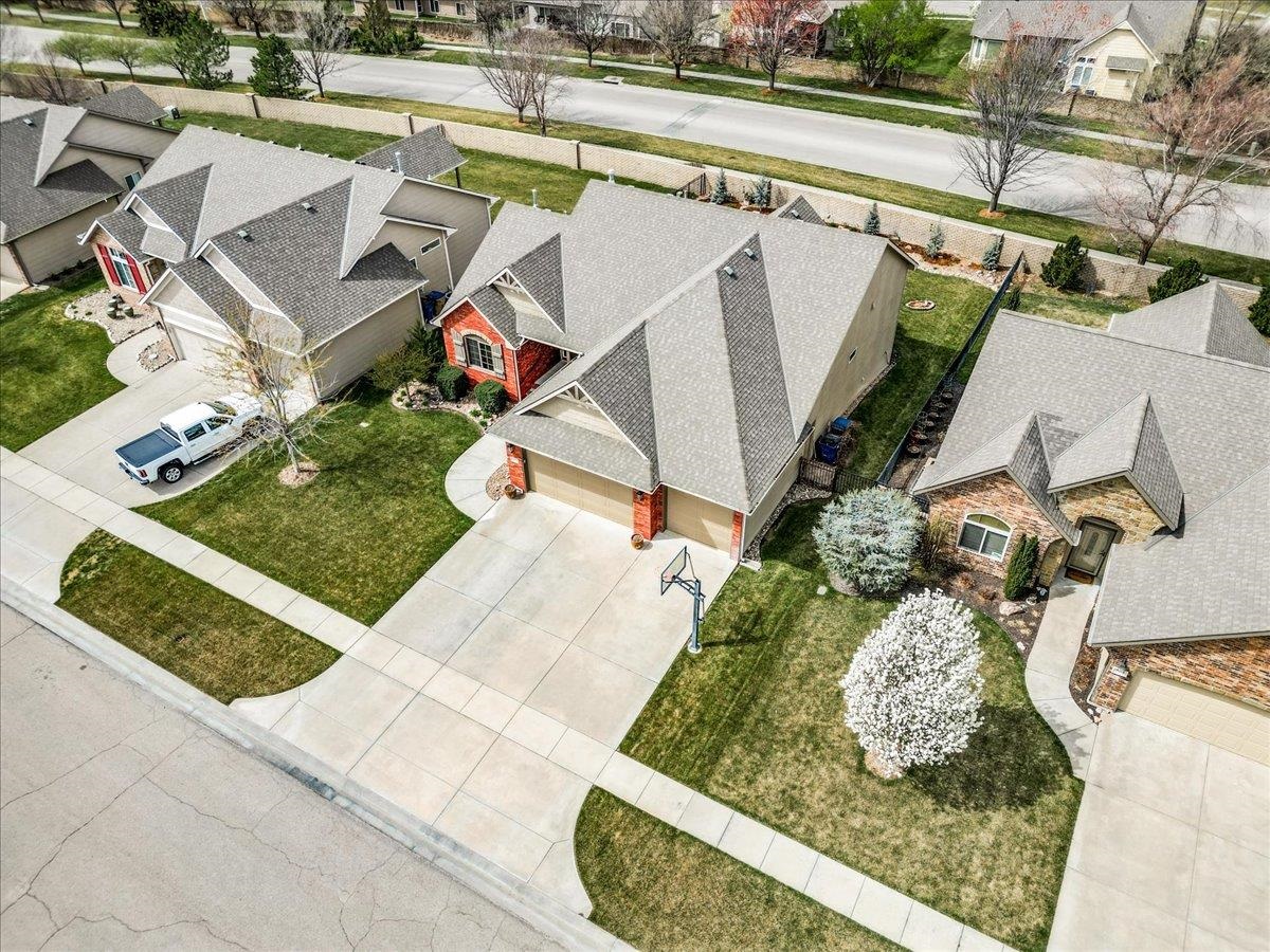 2425 N Sawgrass Ct, Derby, Kansas image 29
