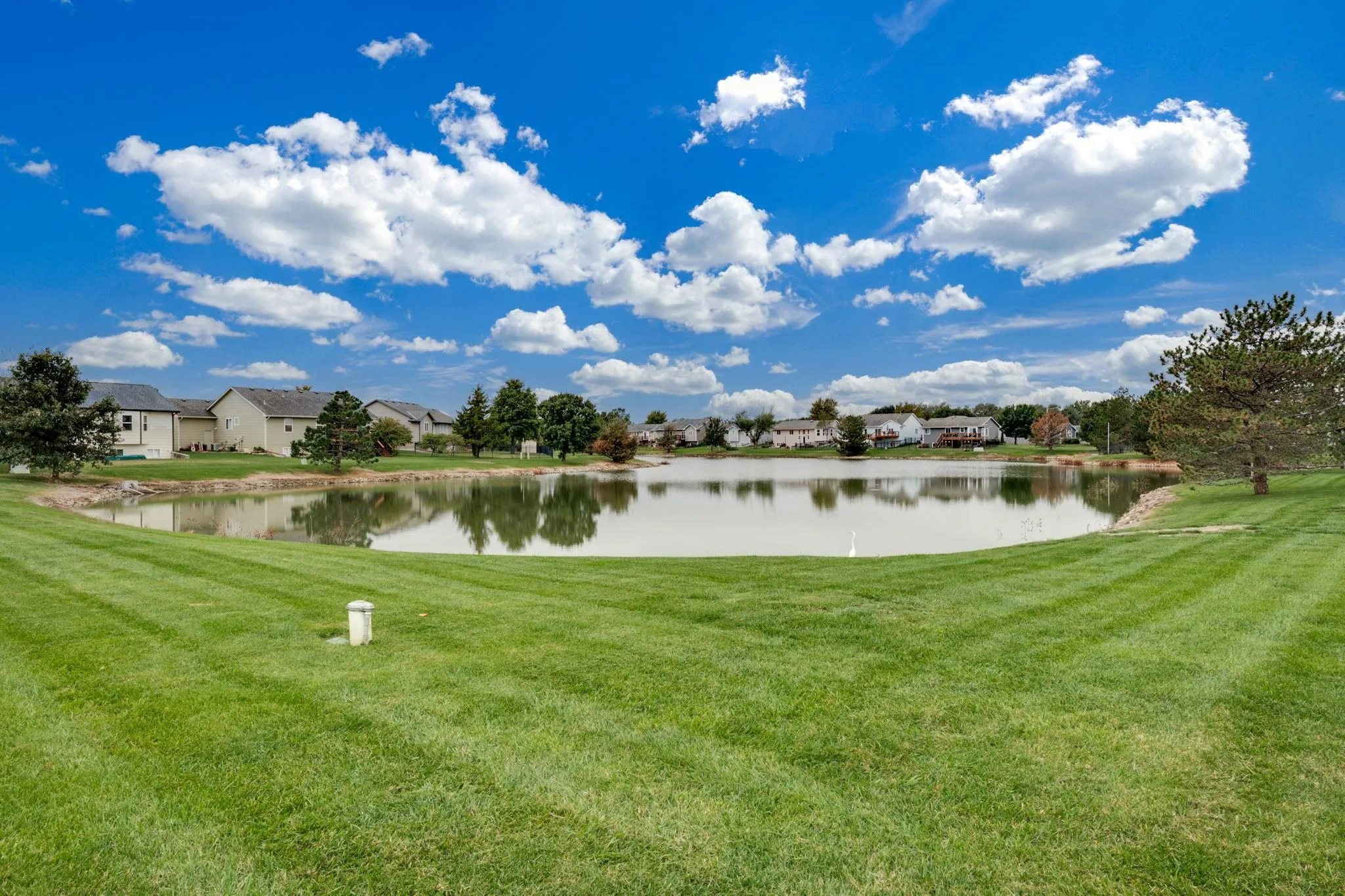 Wichita, Kansas 67209, United States, 3 Bedrooms Bedrooms, ,3 BathroomsBathrooms,Residential,Pending,247602