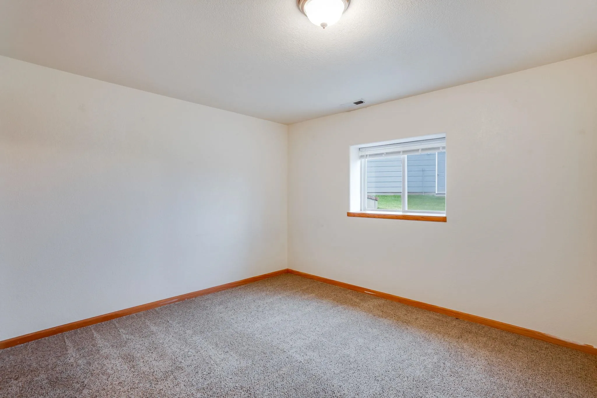 Wichita, Kansas 67209, United States, 3 Bedrooms Bedrooms, ,3 BathroomsBathrooms,Residential,Pending,247602