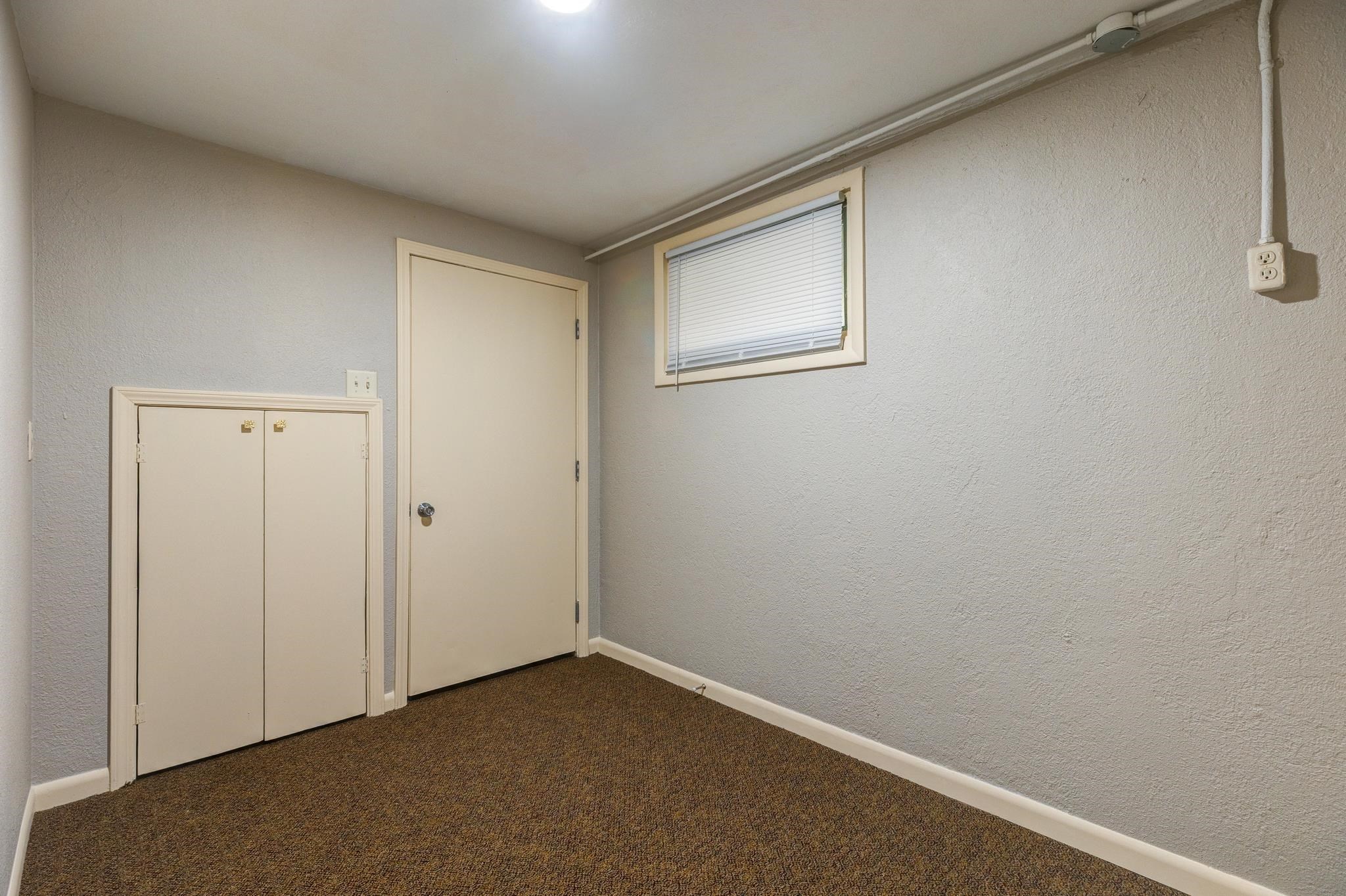 619 Guernsey Dr, Salina, Kansas image 24