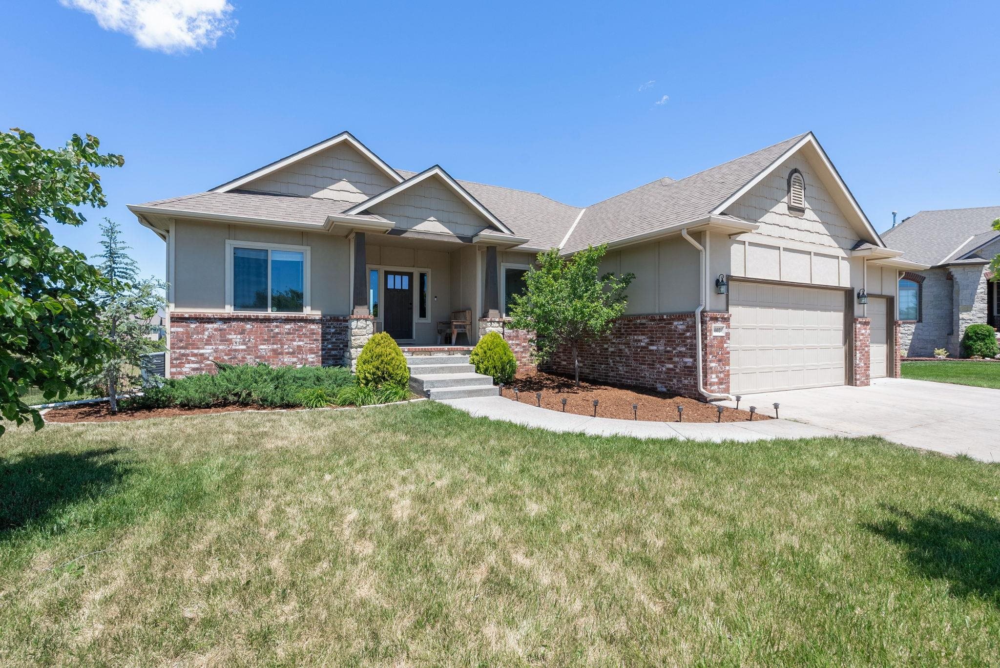 602 E Stone Lake Cir, Augusta, Kansas image 2