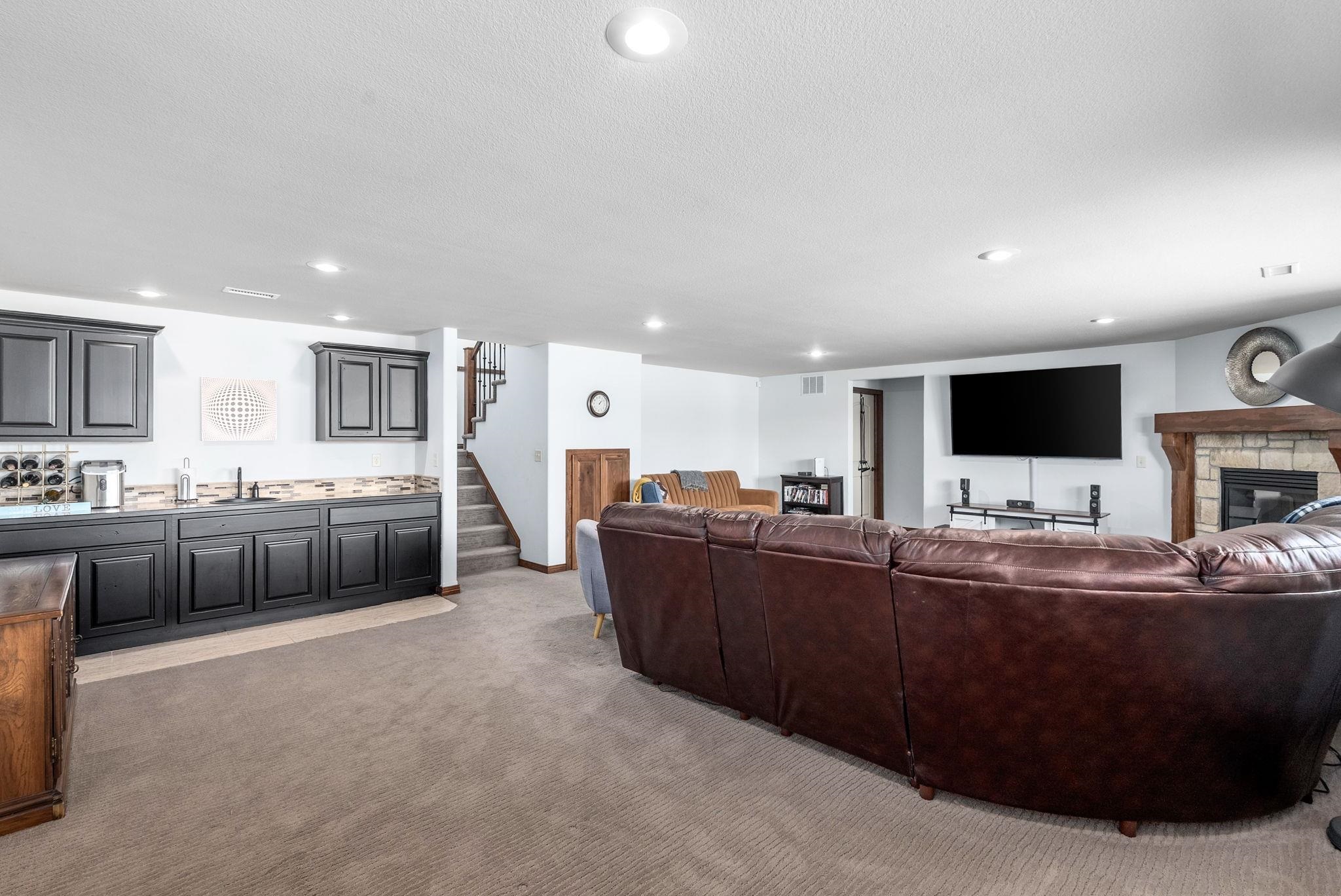 602 E Stone Lake Cir, Augusta, Kansas image 22