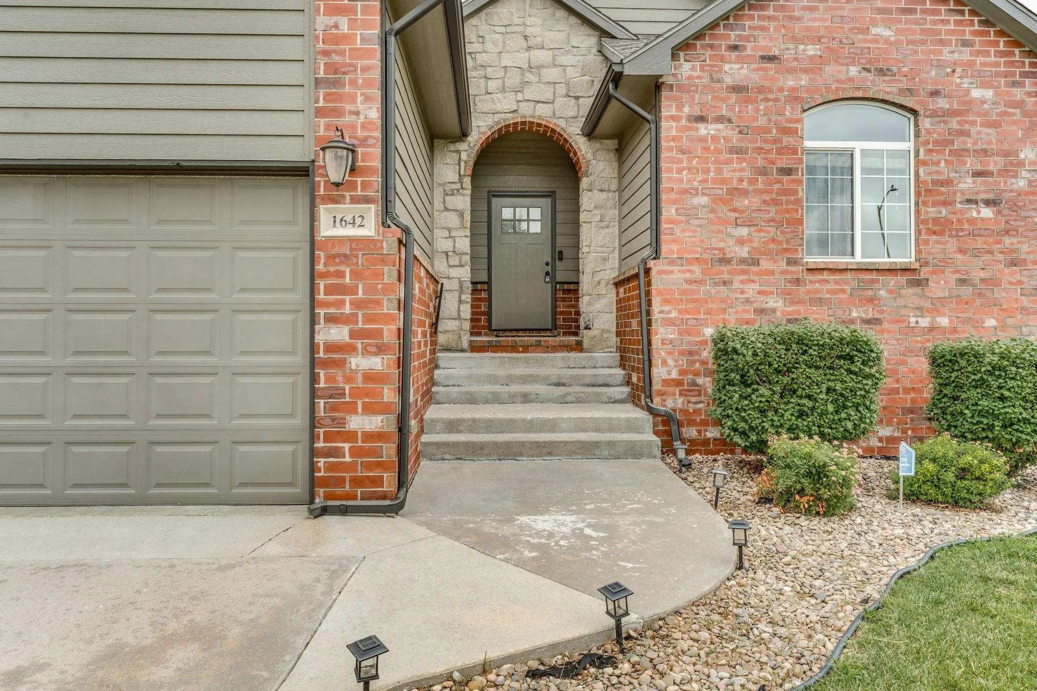 Park City, Kansas 67147, United States, 6 Bedrooms Bedrooms, ,4 BathroomsBathrooms,Residential,Active,175162