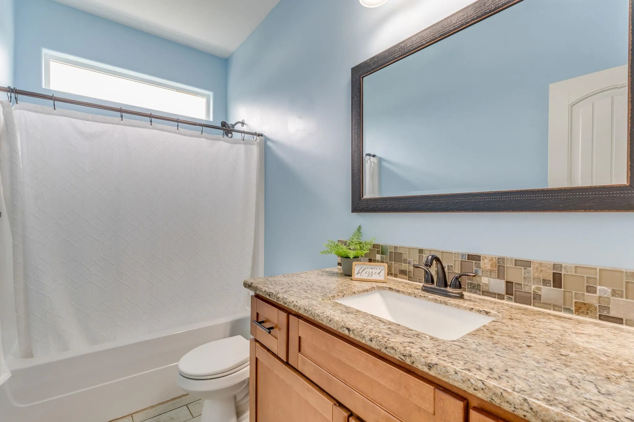 Park City, Kansas 67147, United States, 6 Bedrooms Bedrooms, ,4 BathroomsBathrooms,Residential,Active,175162