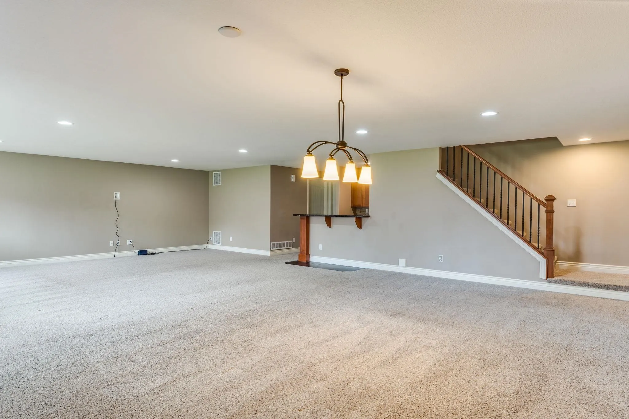 Park City, Kansas 67147, United States, 6 Bedrooms Bedrooms, ,4 BathroomsBathrooms,Residential,Active,175162