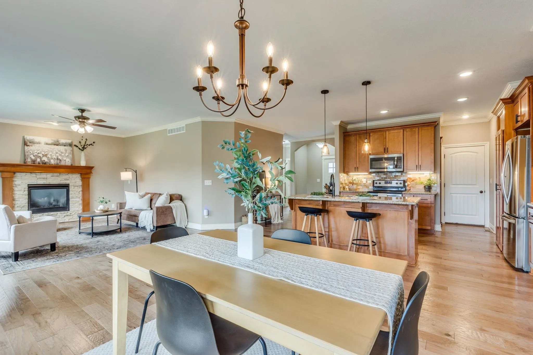 Park City, Kansas 67147, United States, 6 Bedrooms Bedrooms, ,4 BathroomsBathrooms,Residential,Active,175162