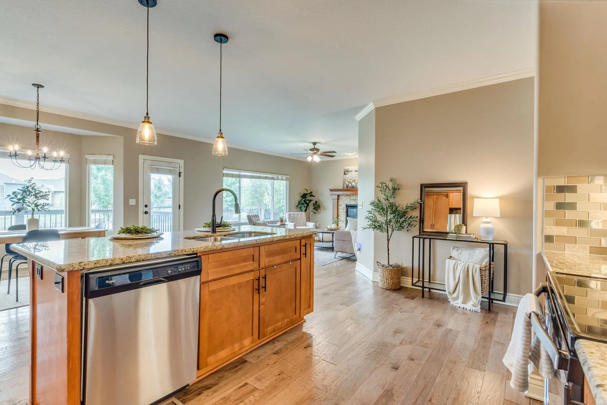 Park City, Kansas 67147, United States, 6 Bedrooms Bedrooms, ,4 BathroomsBathrooms,Residential,Active,175162